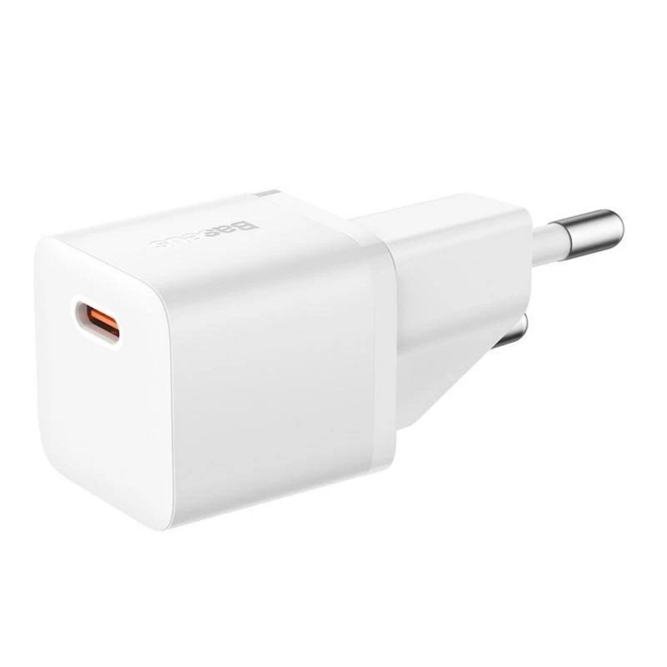 Un adaptateur de chargeur USB-C blanc avec intérieur orange.