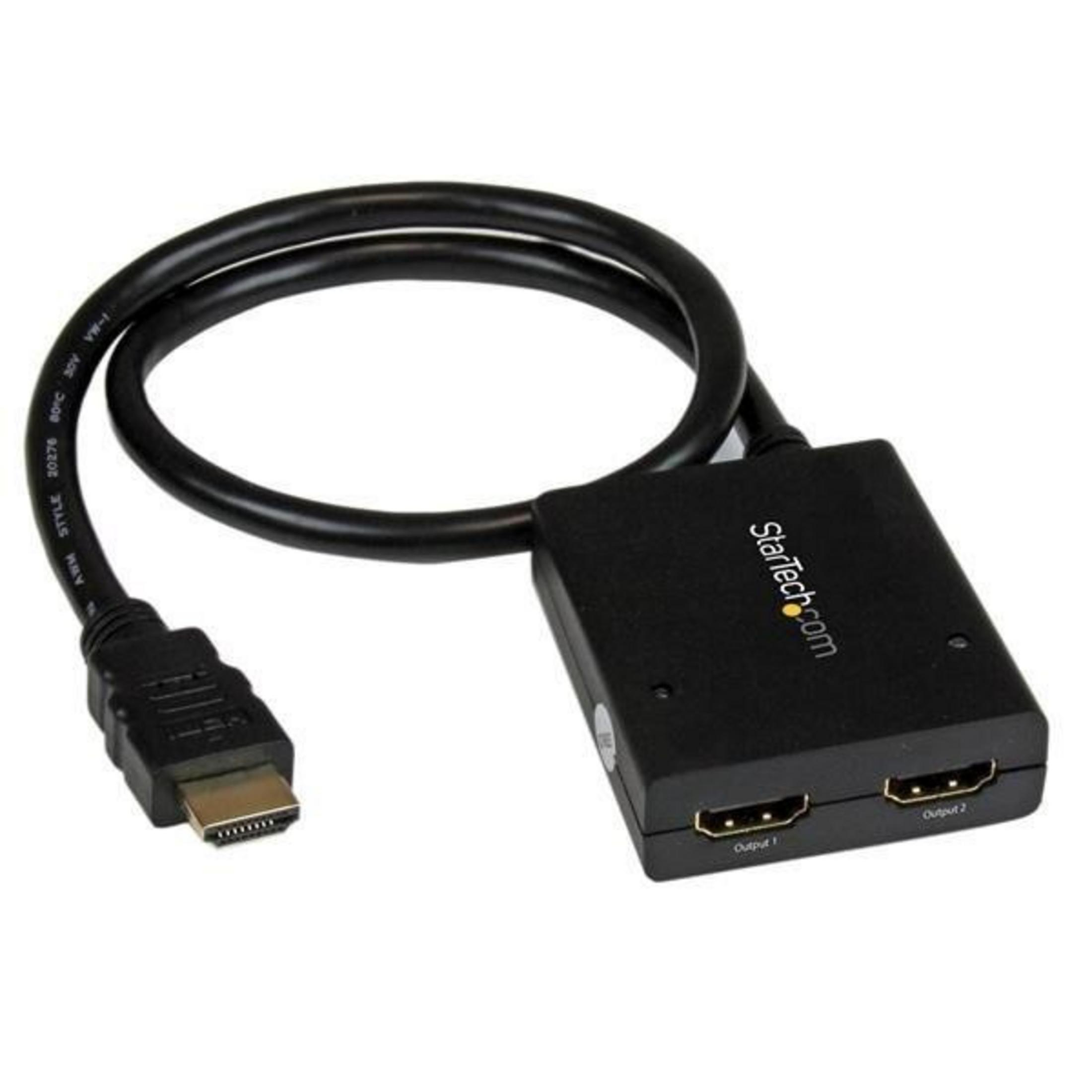 Cable divisor HDMI negro con una entrada y dos salidas.