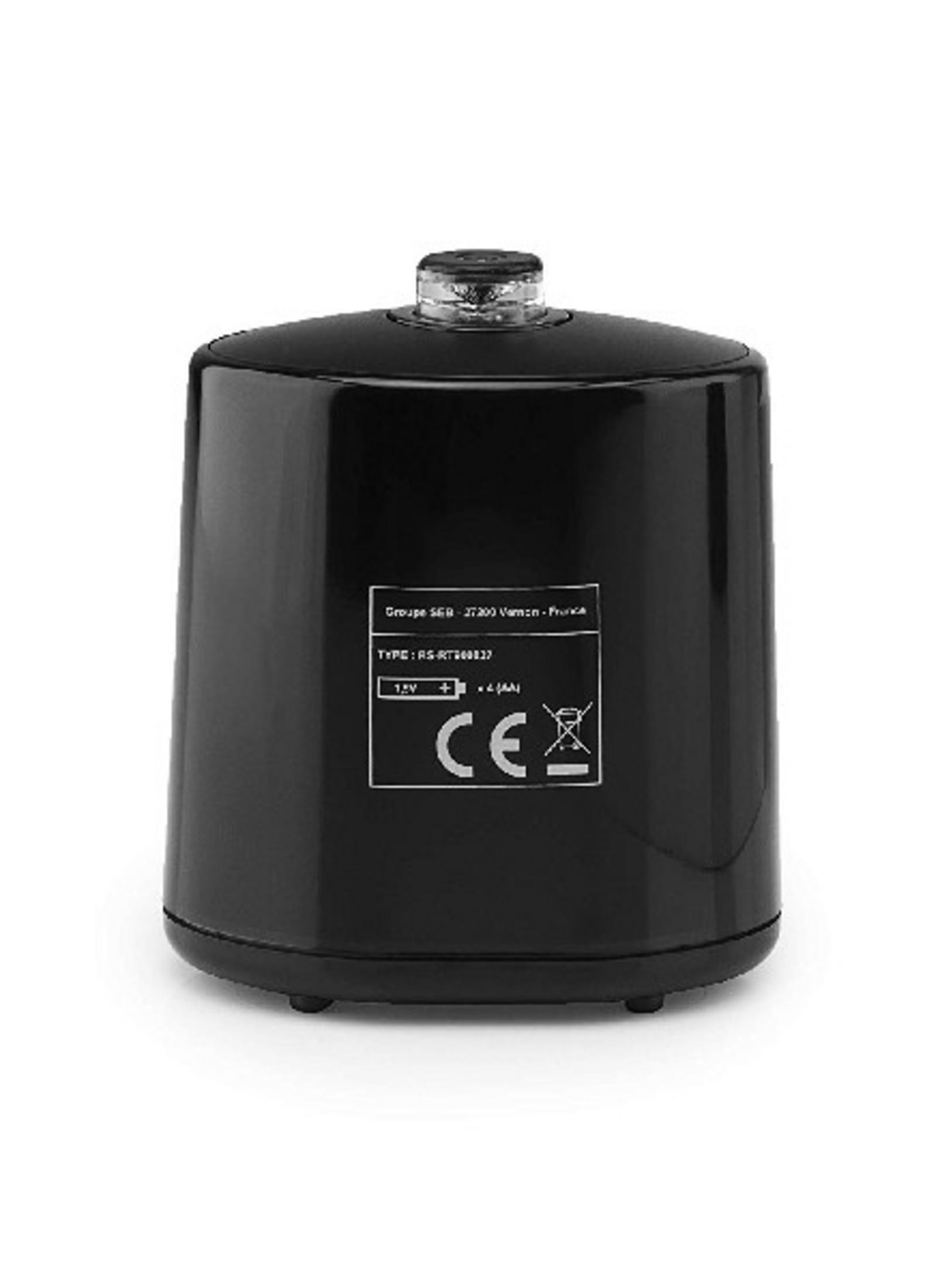 Cilindro negro con etiqueta: 12V, marca CE, símbolo de reciclaje.
