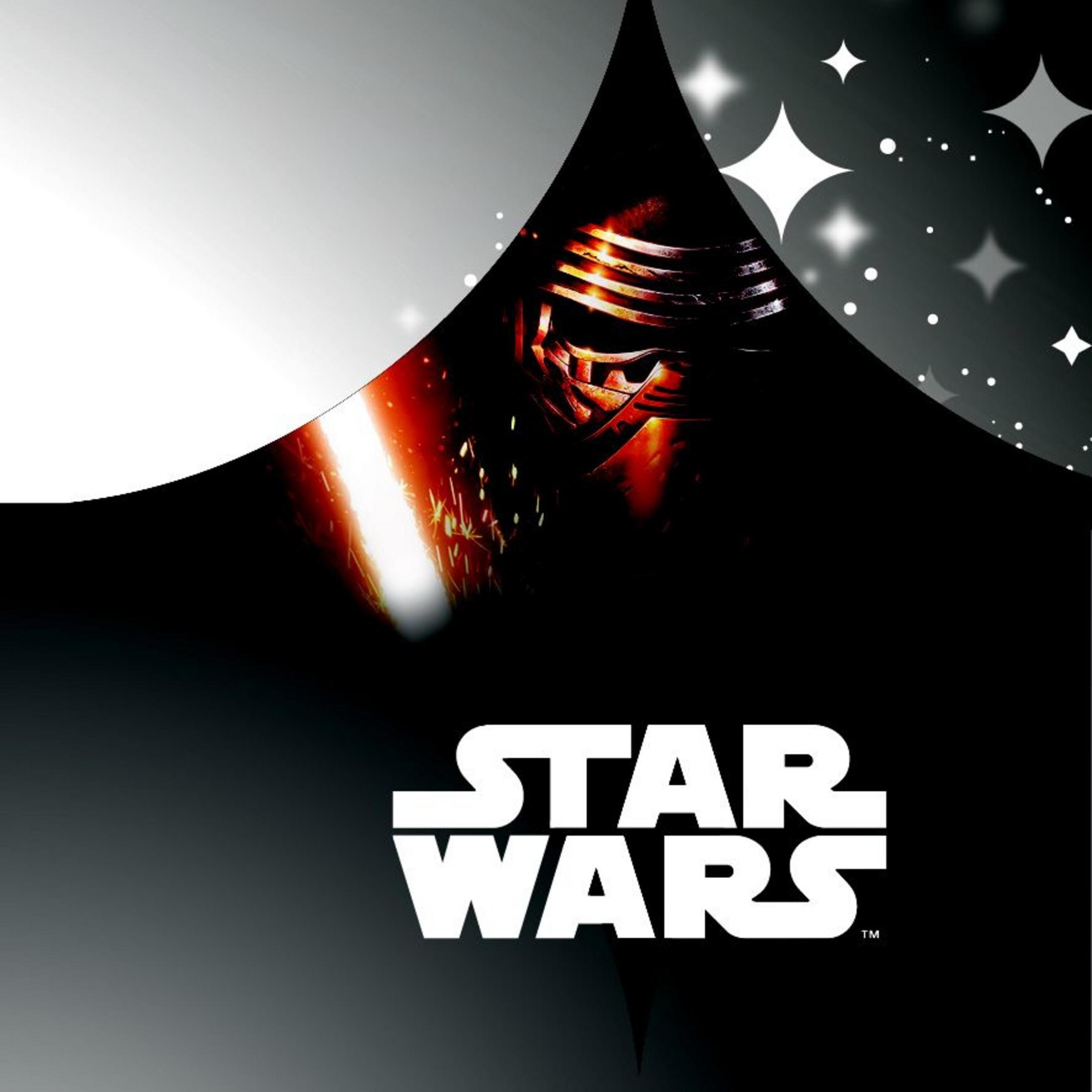 Kylo Ren Maske und Lichtschwert mit Star Wars Logo. Sterne im Hintergrund.