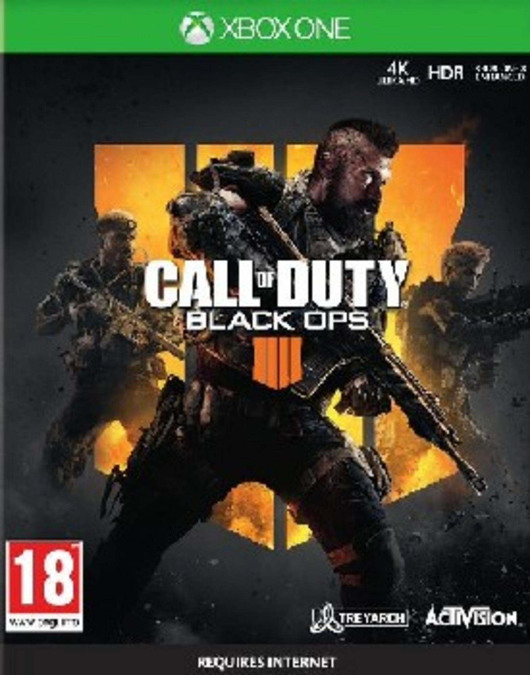Copertina di Call of Duty Black Ops 4 con soldati e logo Xbox One.