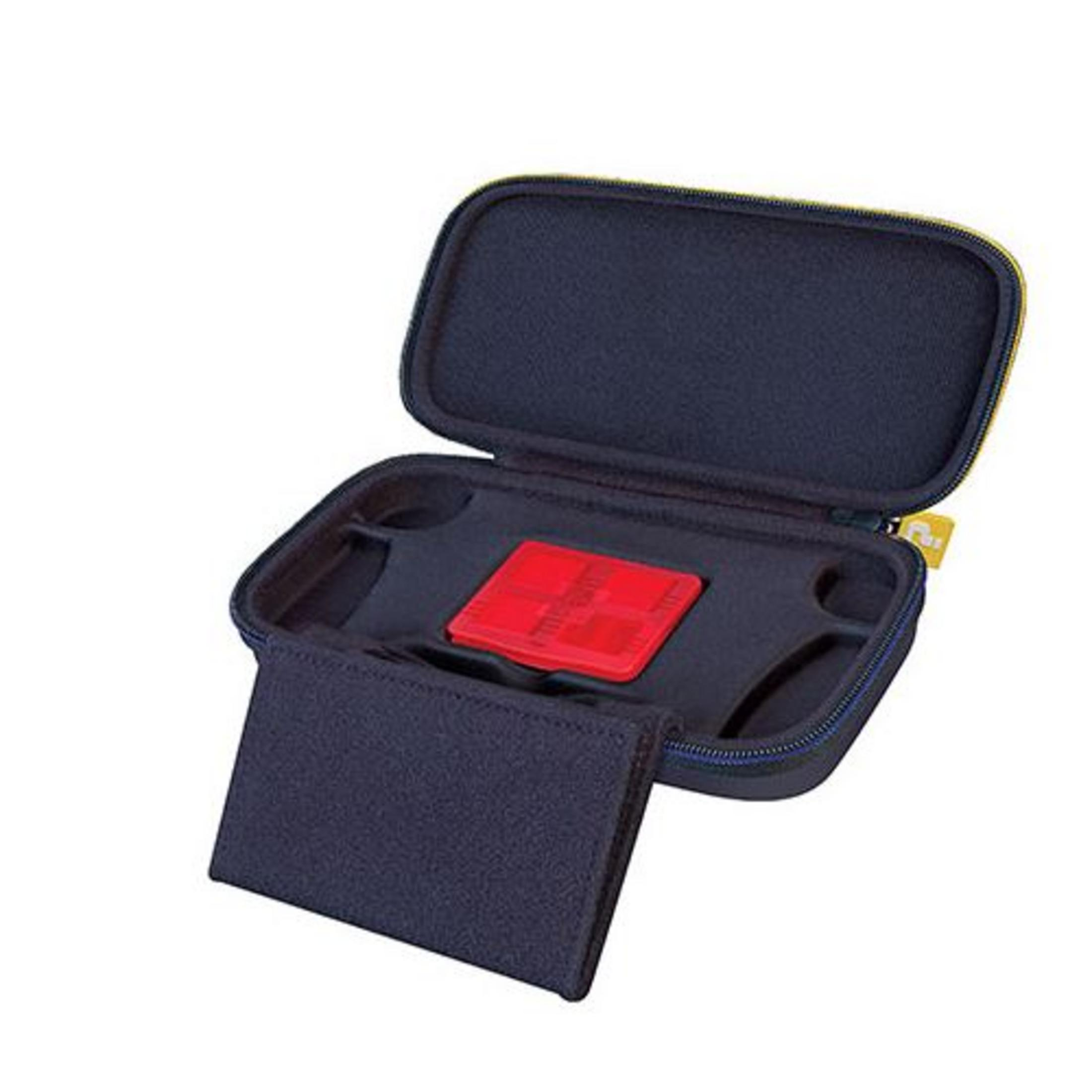 Un estuche abierto azul oscuro con cremallera amarilla y un soporte rojo para cartuchos.
