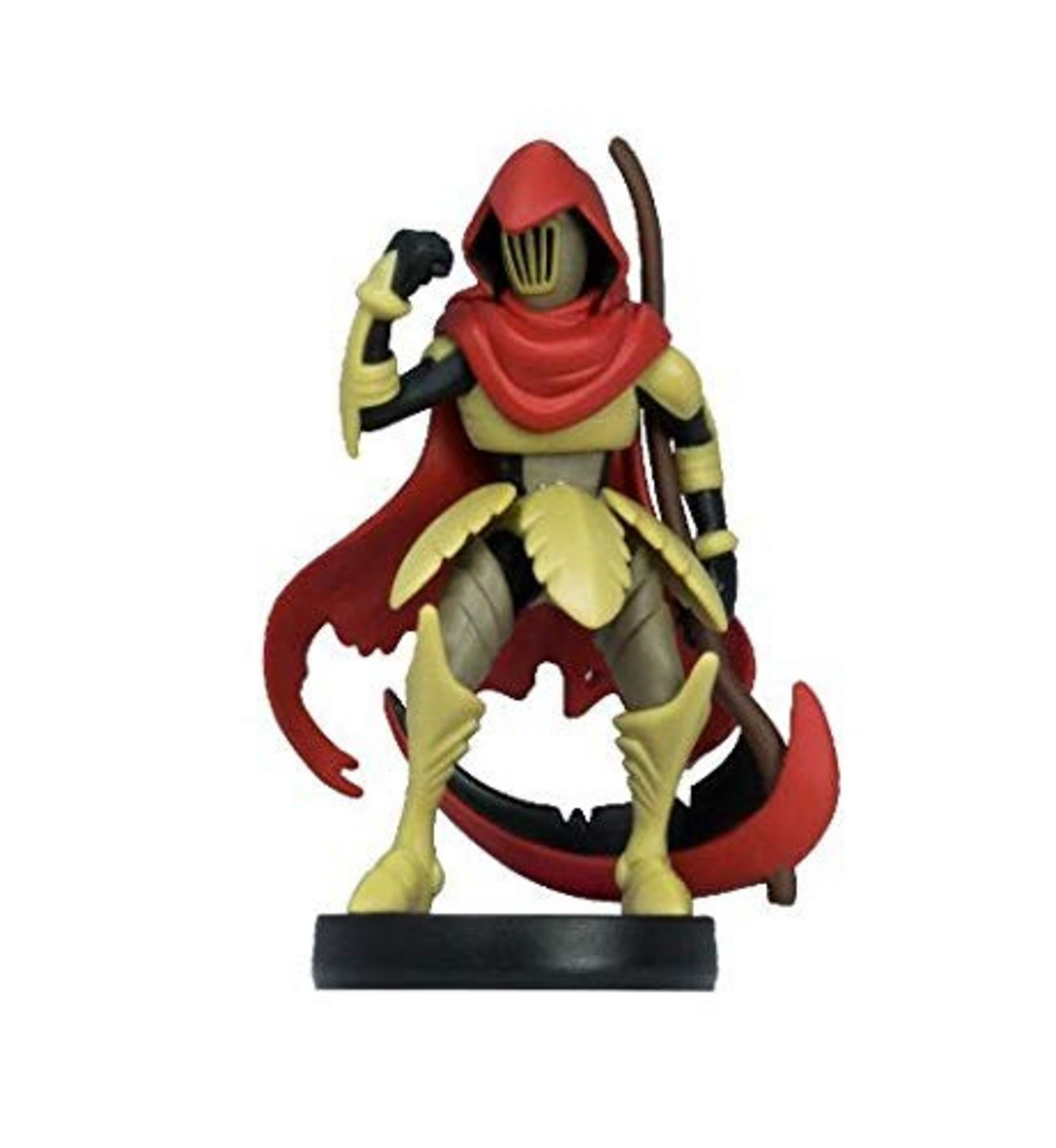 Une figure à capuche rouge, armure jaune et faux.