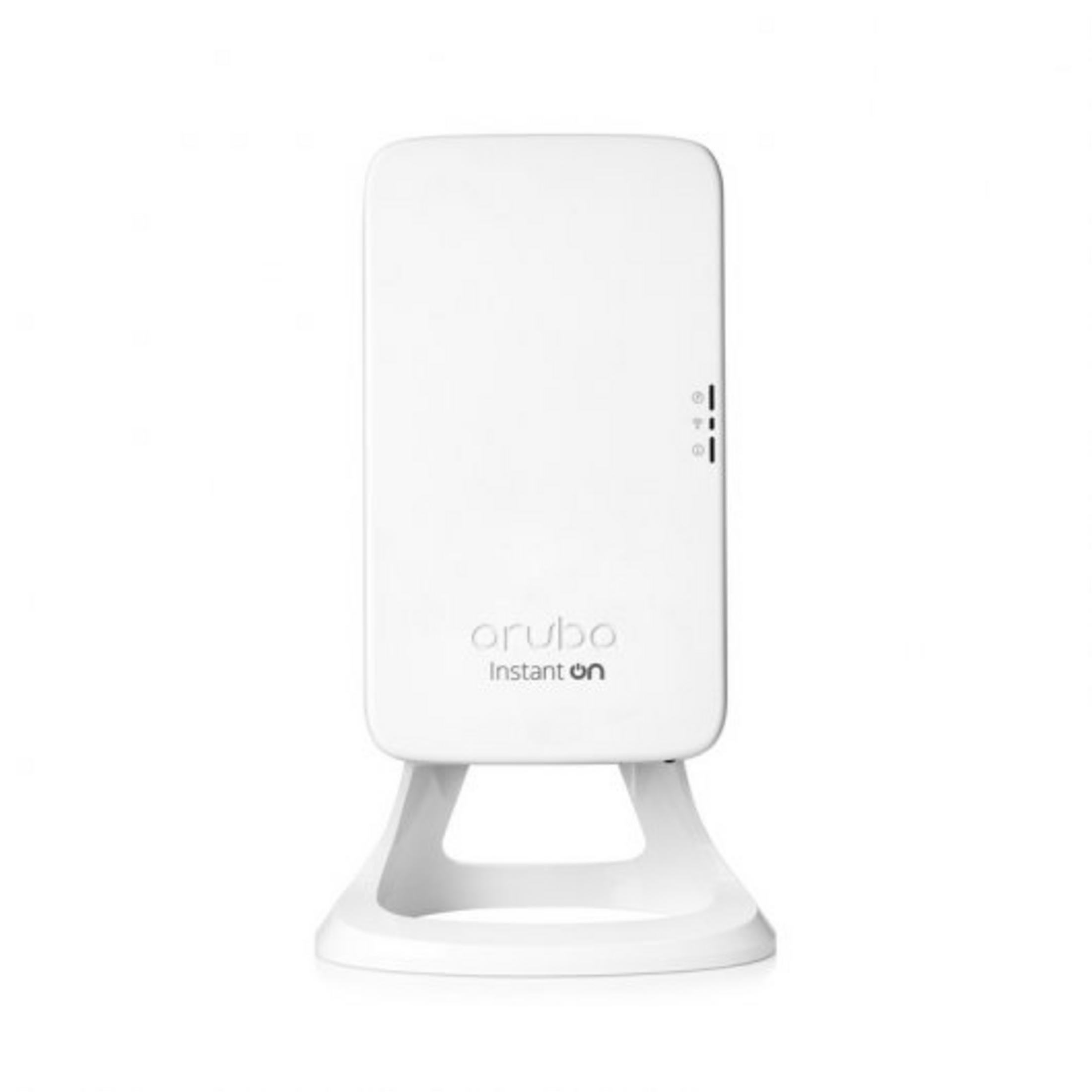 Un router Aruba Instant On bianco con supporto e luci di stato.