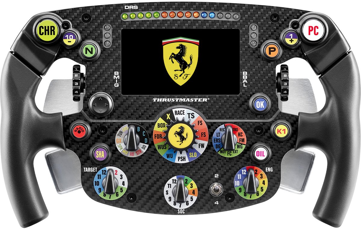 Ein schwarzer Rennlenker mit vielen Knöpfen und einem Ferrari-Logo.