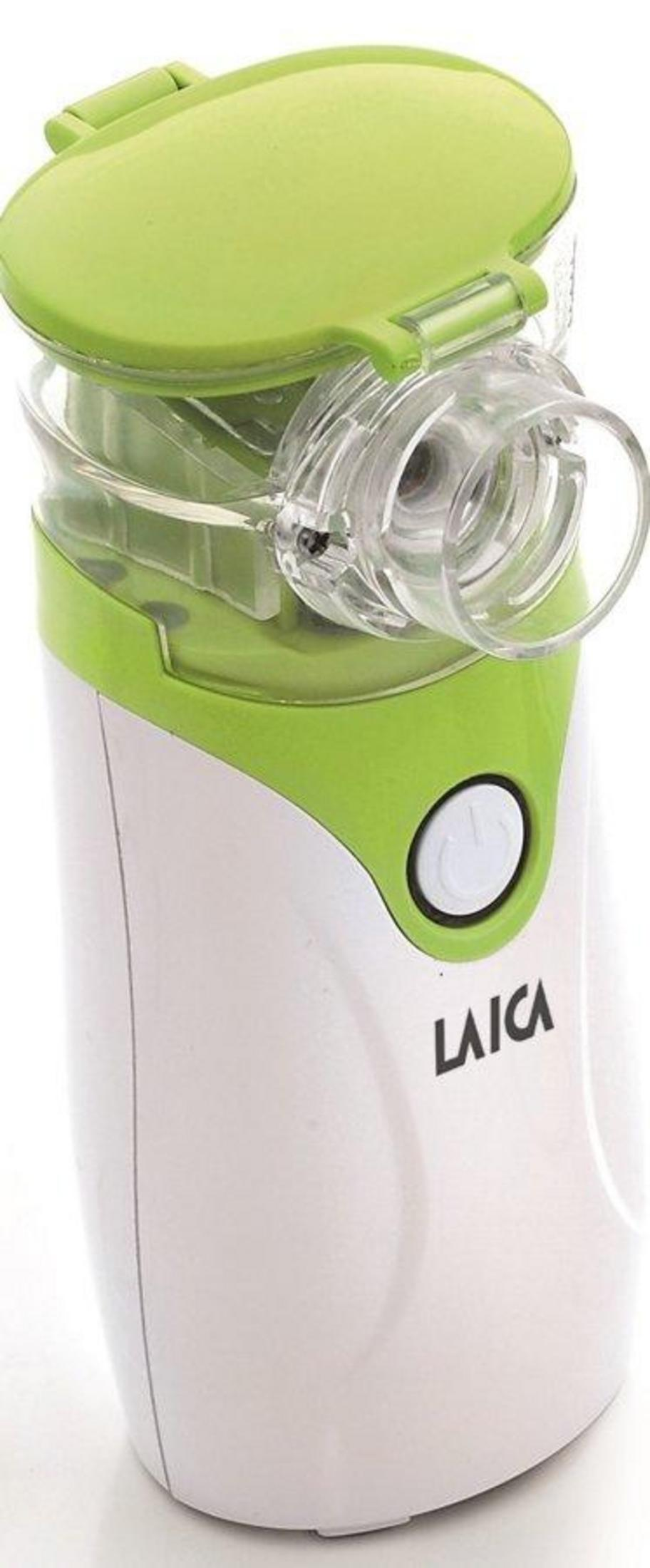 Un nebulizador blanco y verde con un botón y el logo de Laica.