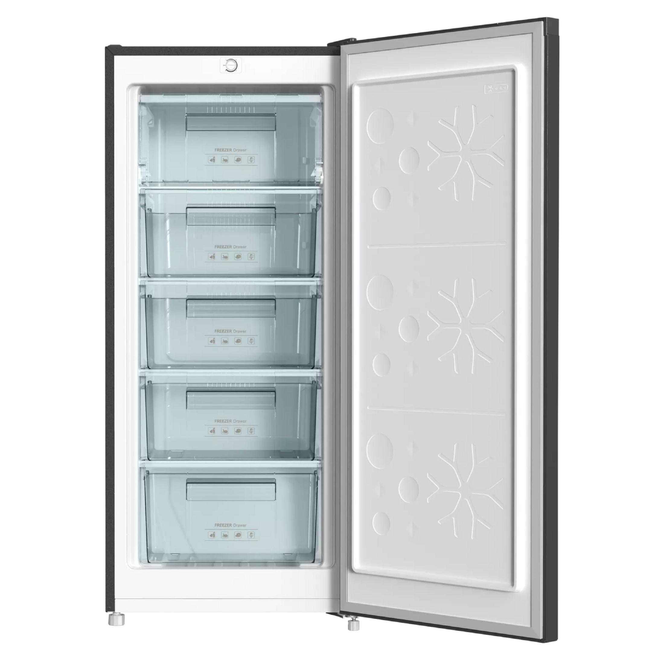 Congelador abierto con cinco cajones transparentes y patrón de copo de nieve en el interior de la puerta.