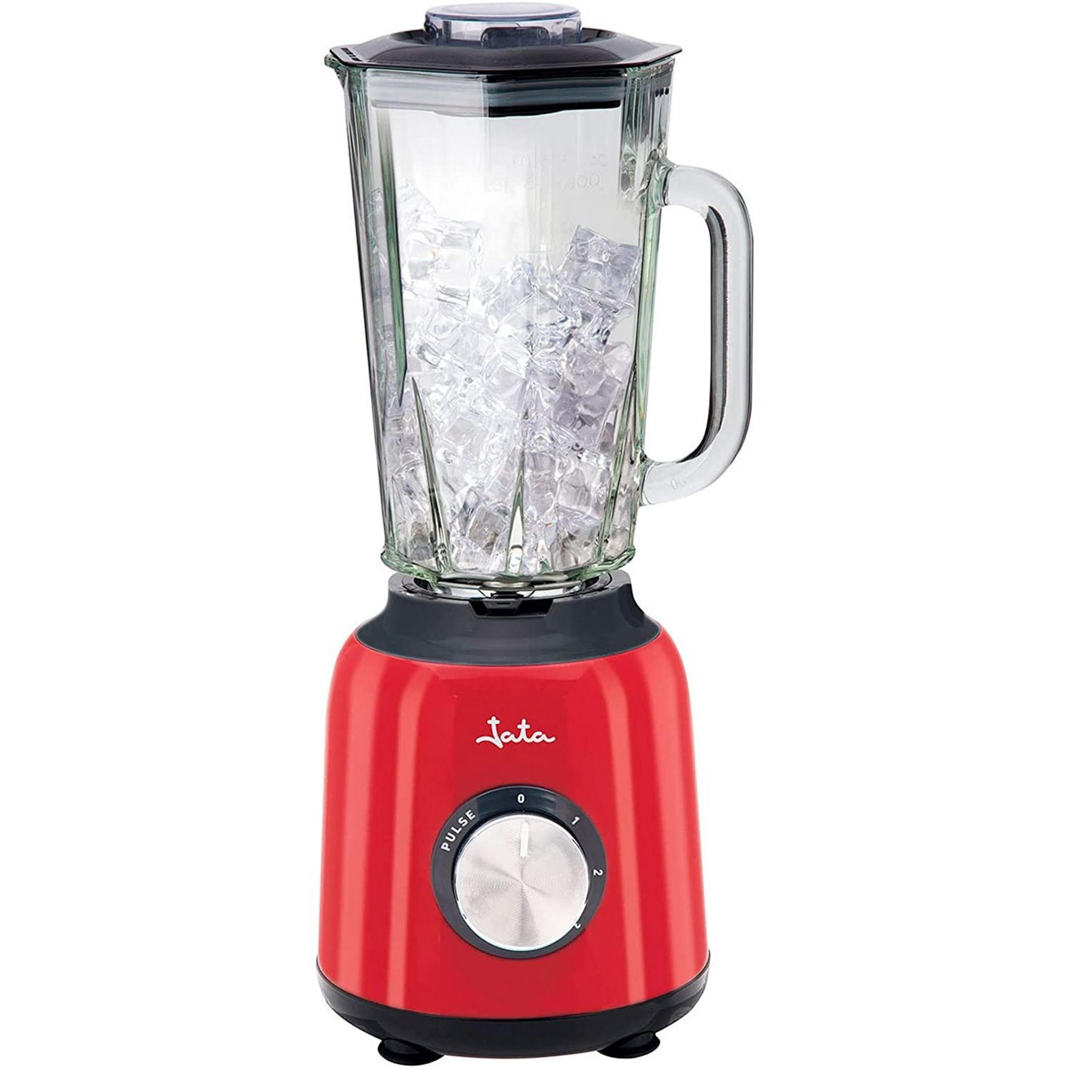 Una licuadora roja con cubitos de hielo en el vaso y un dial de control.