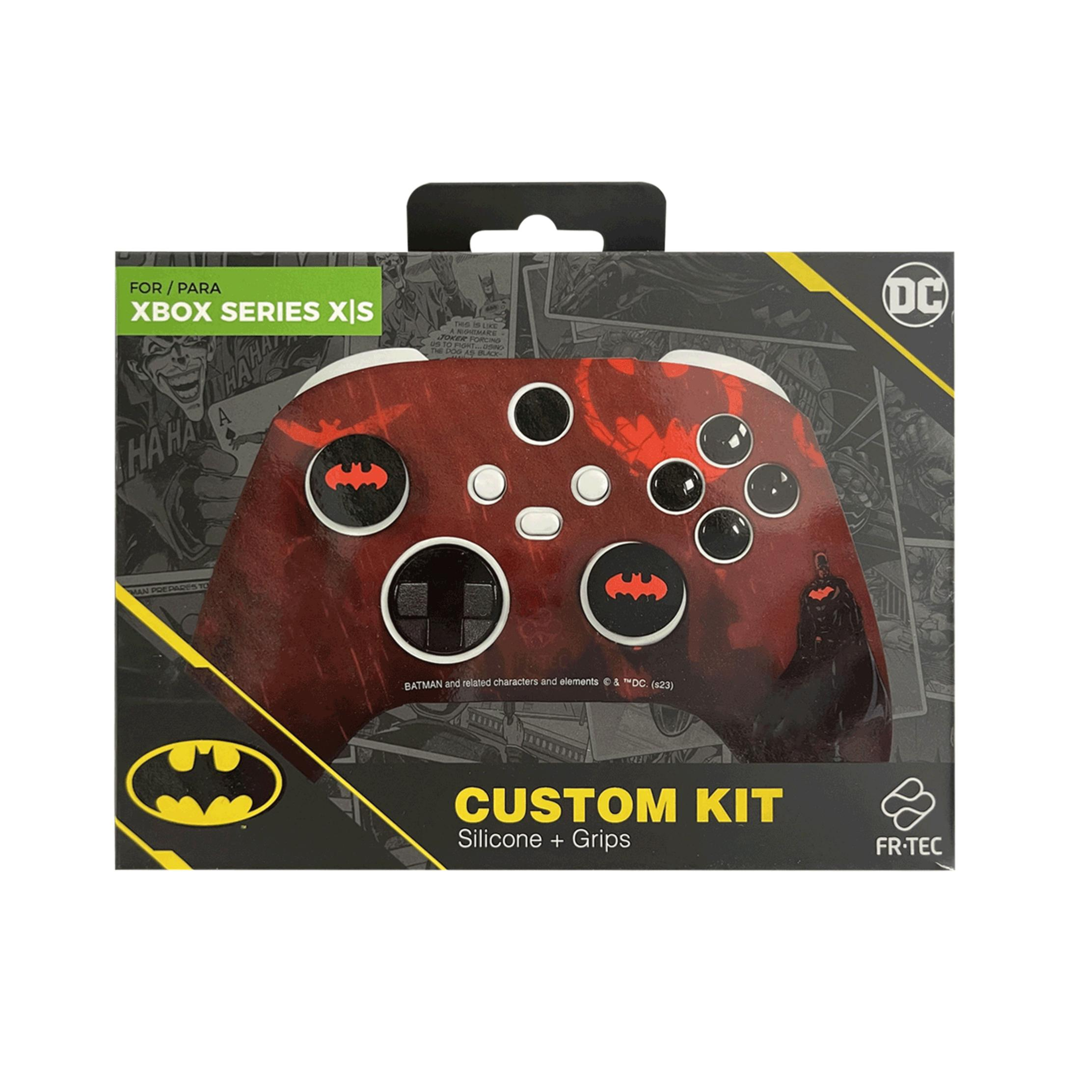 Un kit skin per controller Xbox rosso a tema Batman per Xbox Series X|S.