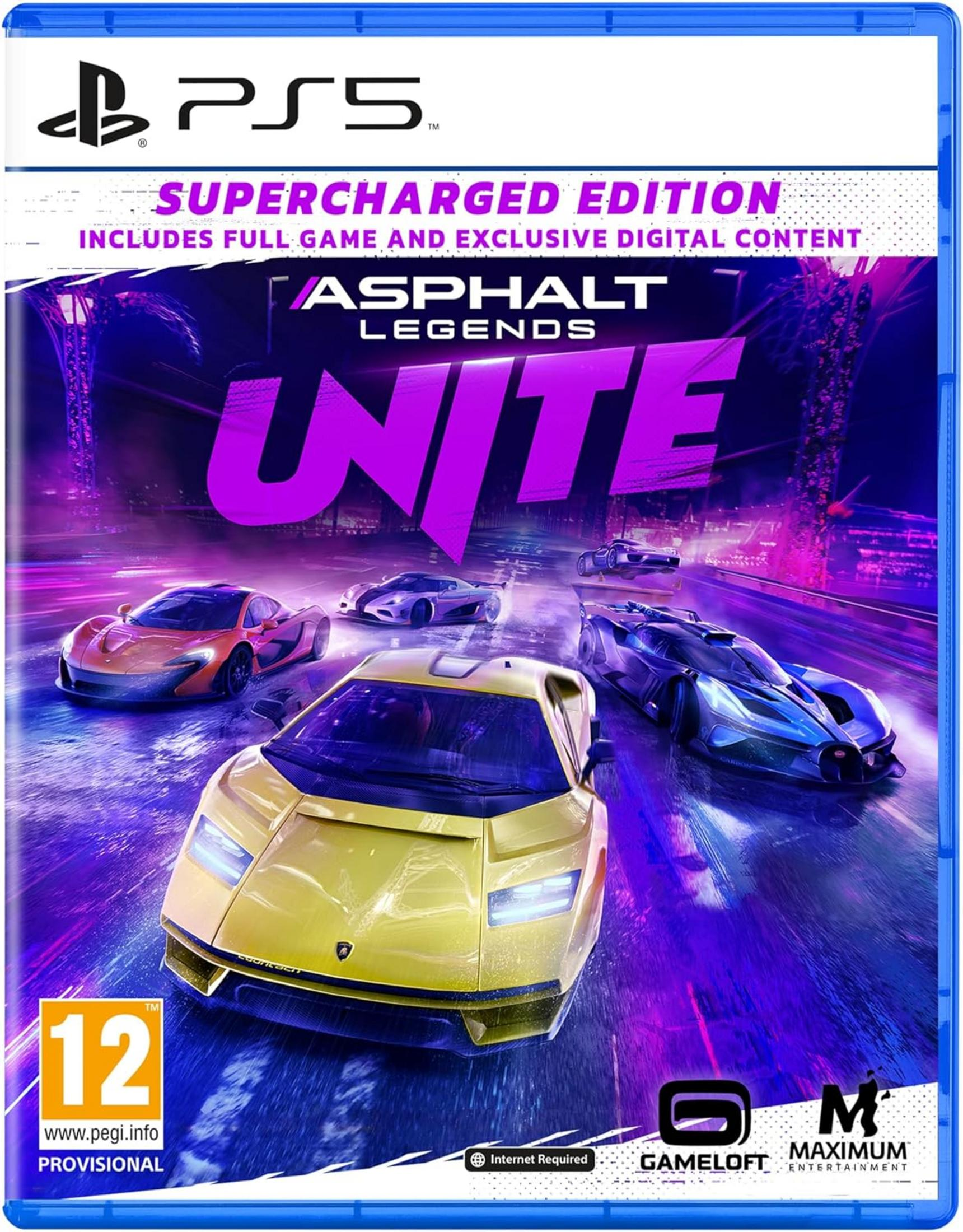 Copertina gioco PS5: Diverse auto da corsa su strada bagnata, luci al neon, PEGI 12.