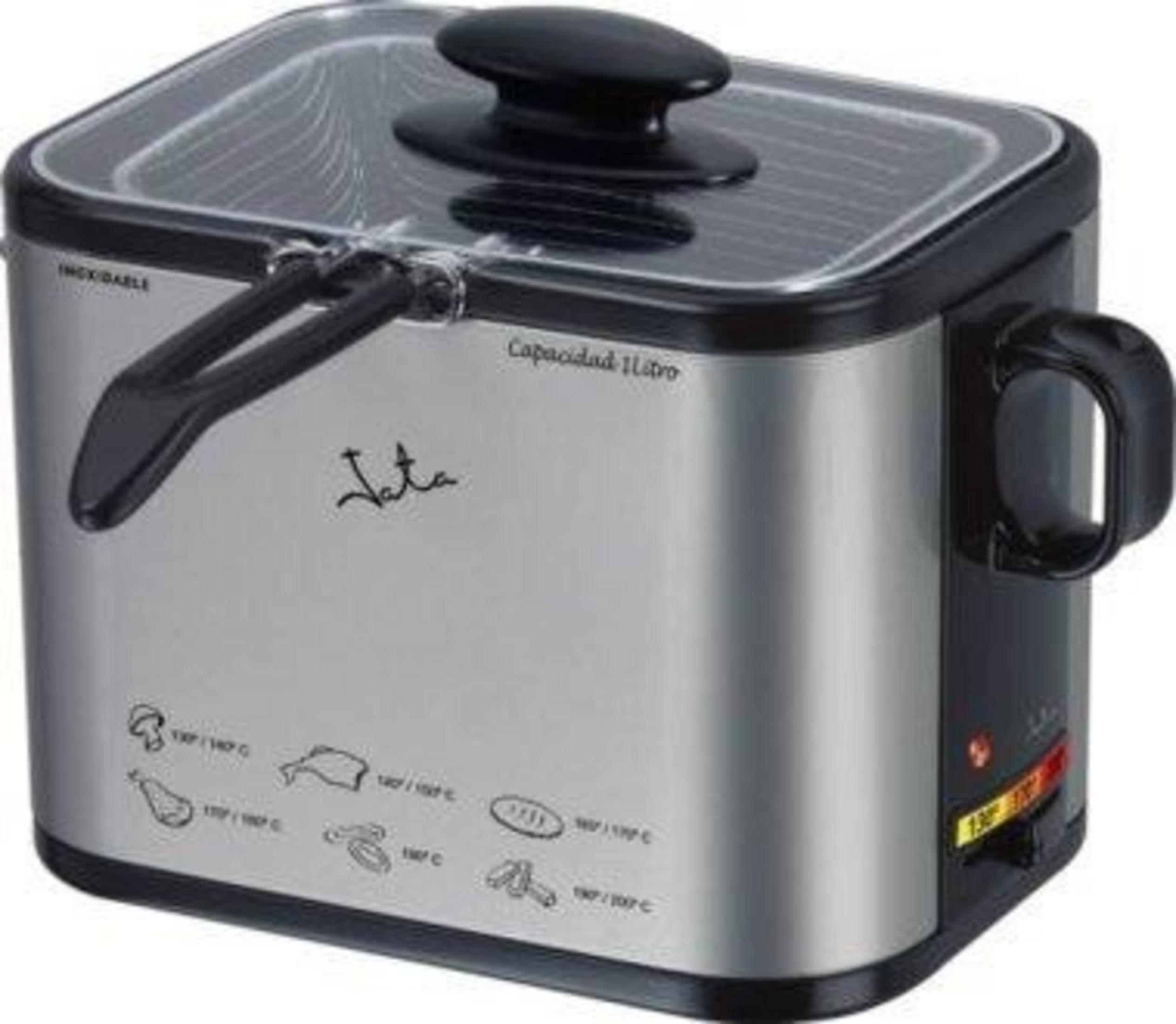 Una freidora plateada con tapa y asas negras, capacidad 1 litro.