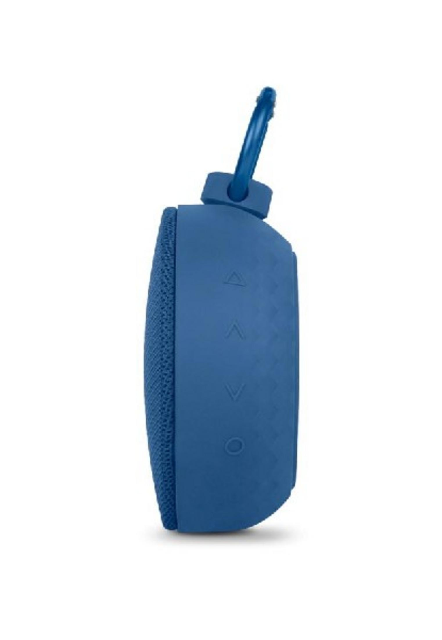 Un altavoz portátil azul con gancho y botones.