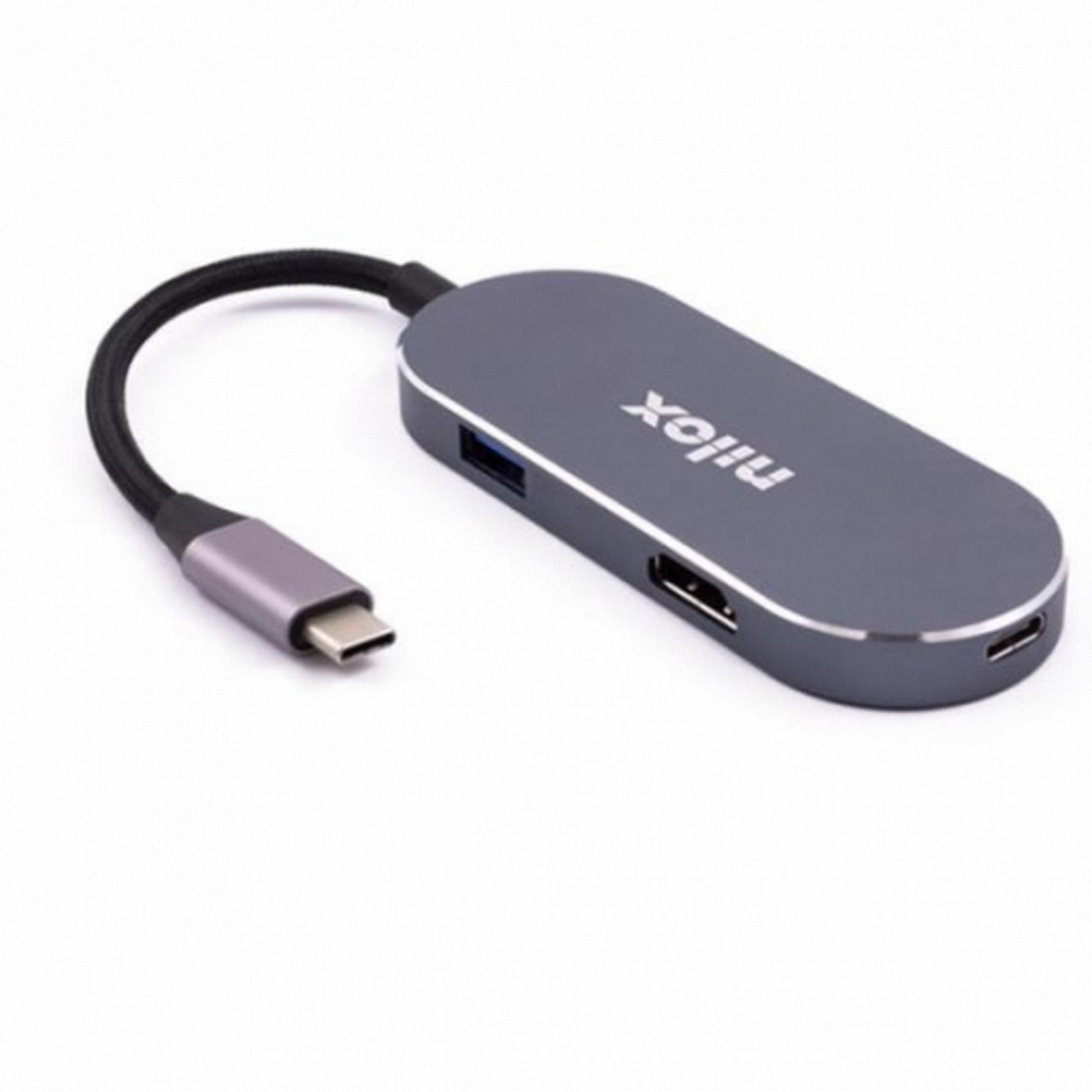 Un hub USB-C grigio con porte HDMI, USB-A e USB-C.