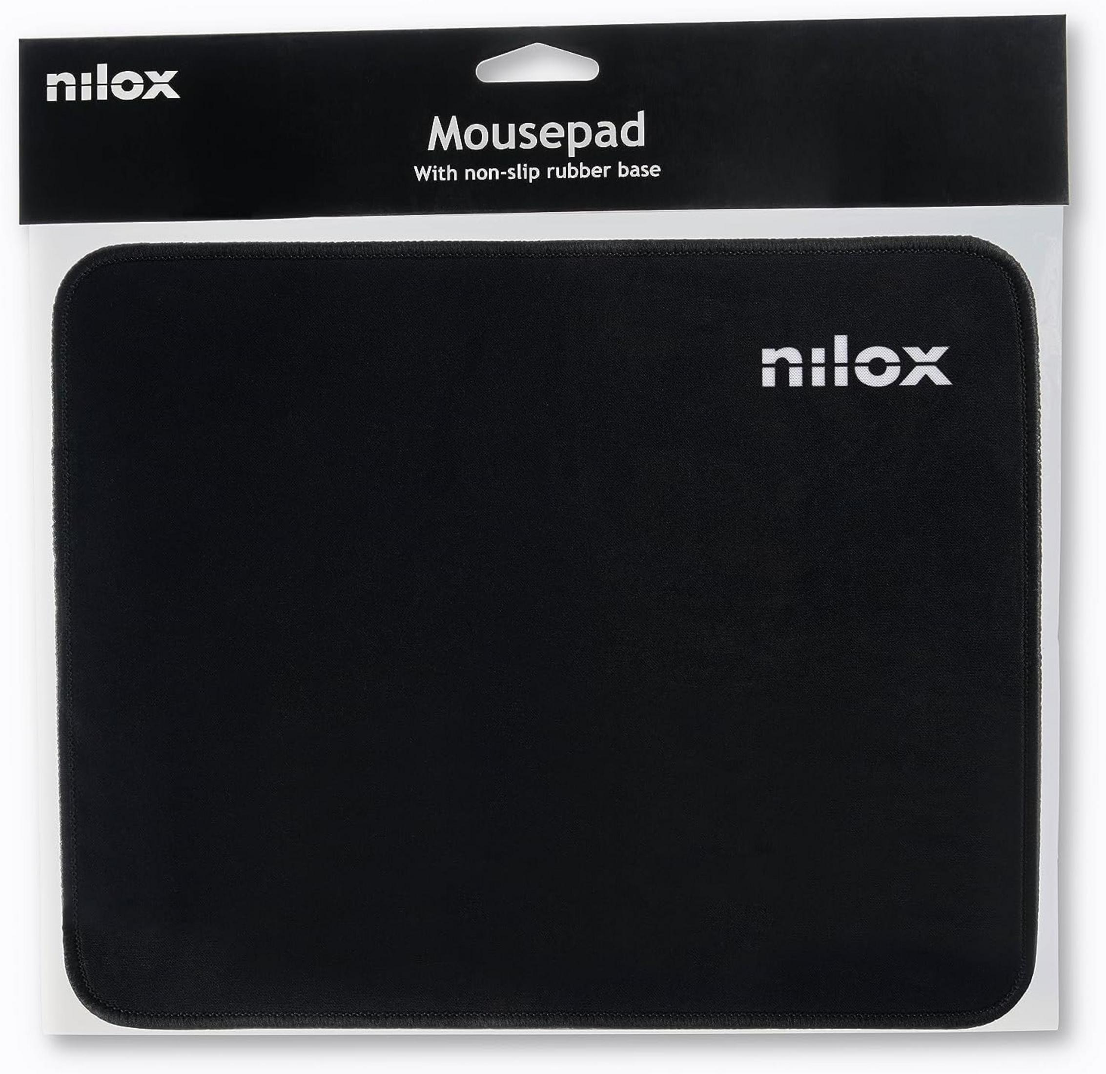 Tappetino mouse Nilox nero con logo bianco, confezionato. Base in gomma antiscivolo.