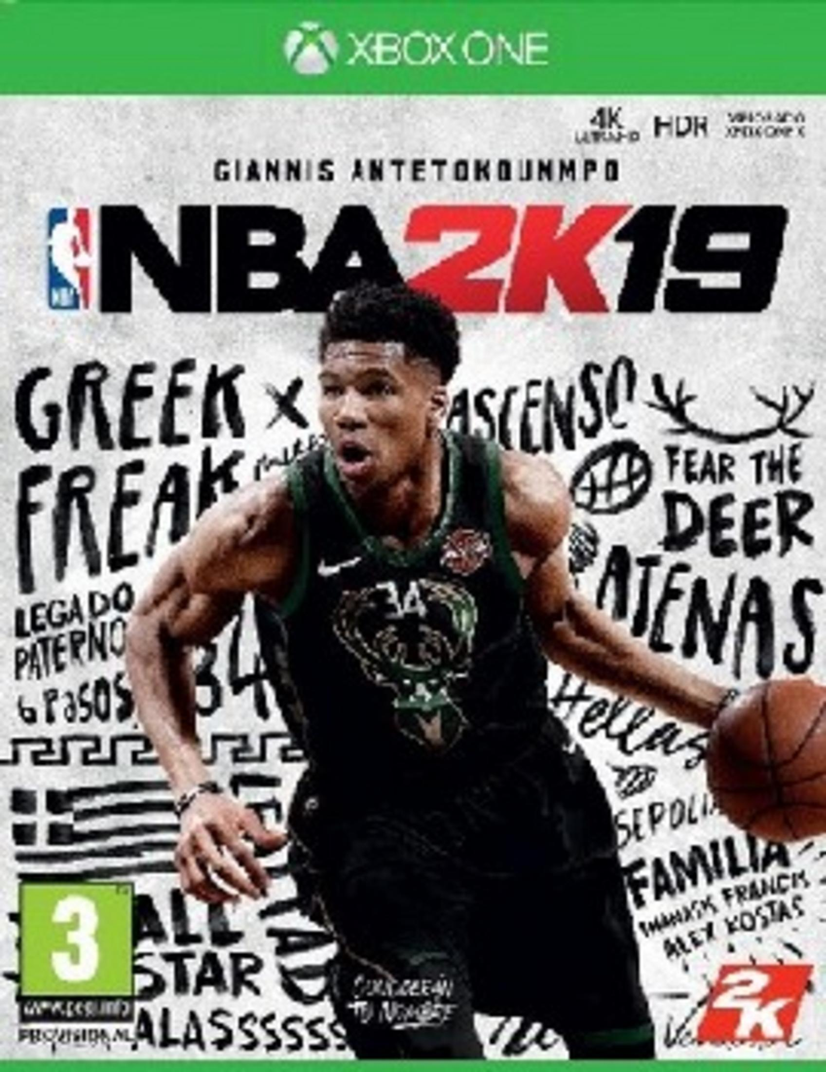 Copertina del gioco NBA 2K19 con Giannis Antetokounmpo in maglia verde che tiene un pallone.