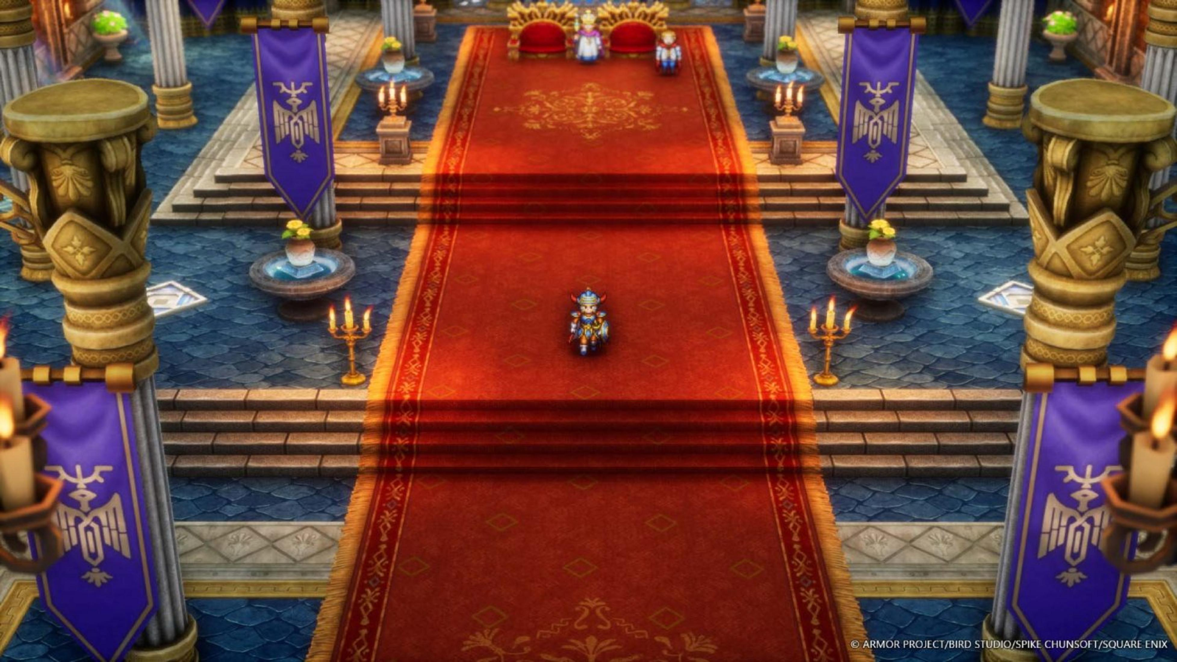 Un caballero se alza sobre una alfombra roja en un gran salón con suelos de baldosas azules.