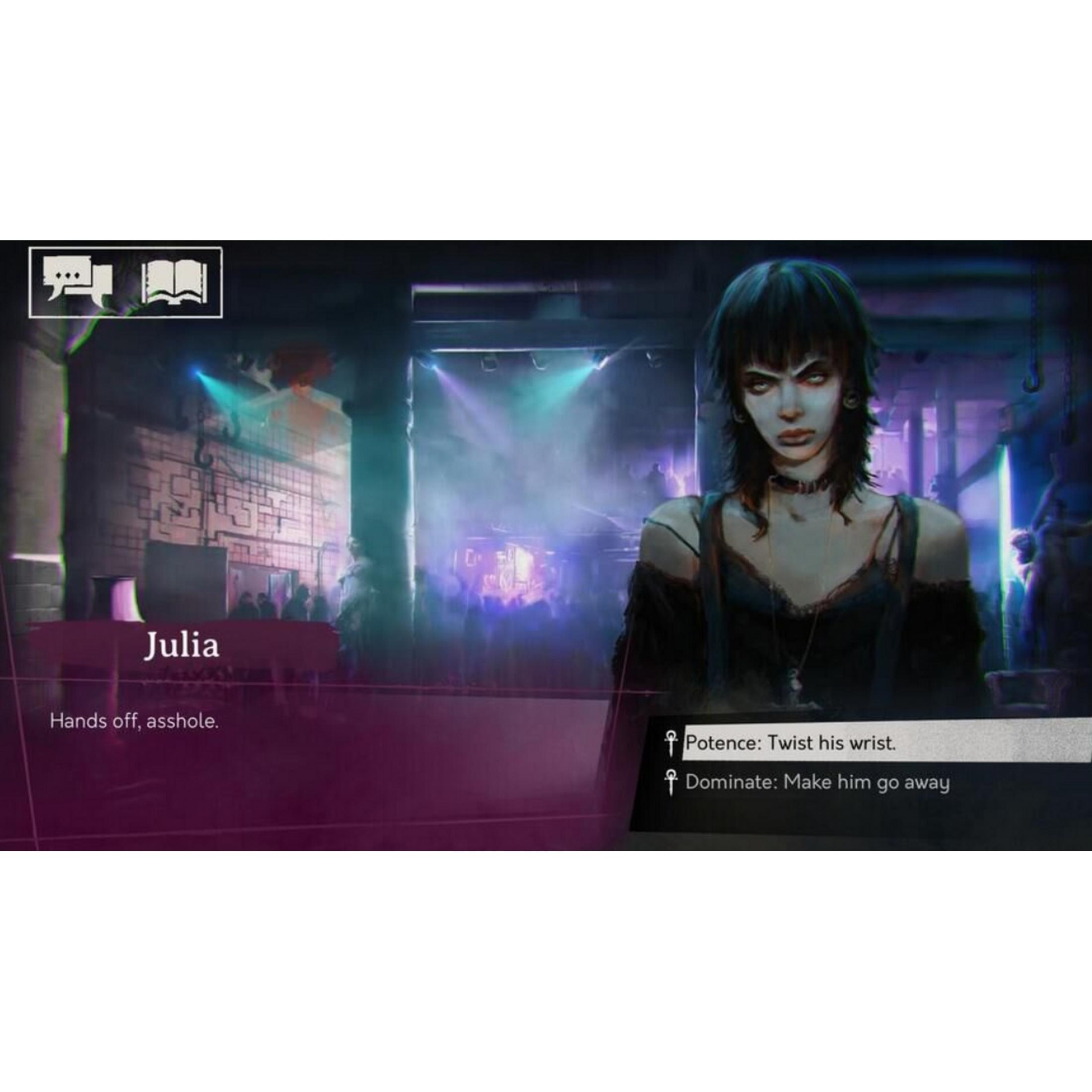 Julia, una mujer de pelo oscuro, se para delante de un club. Dice: "Quita tus manos."