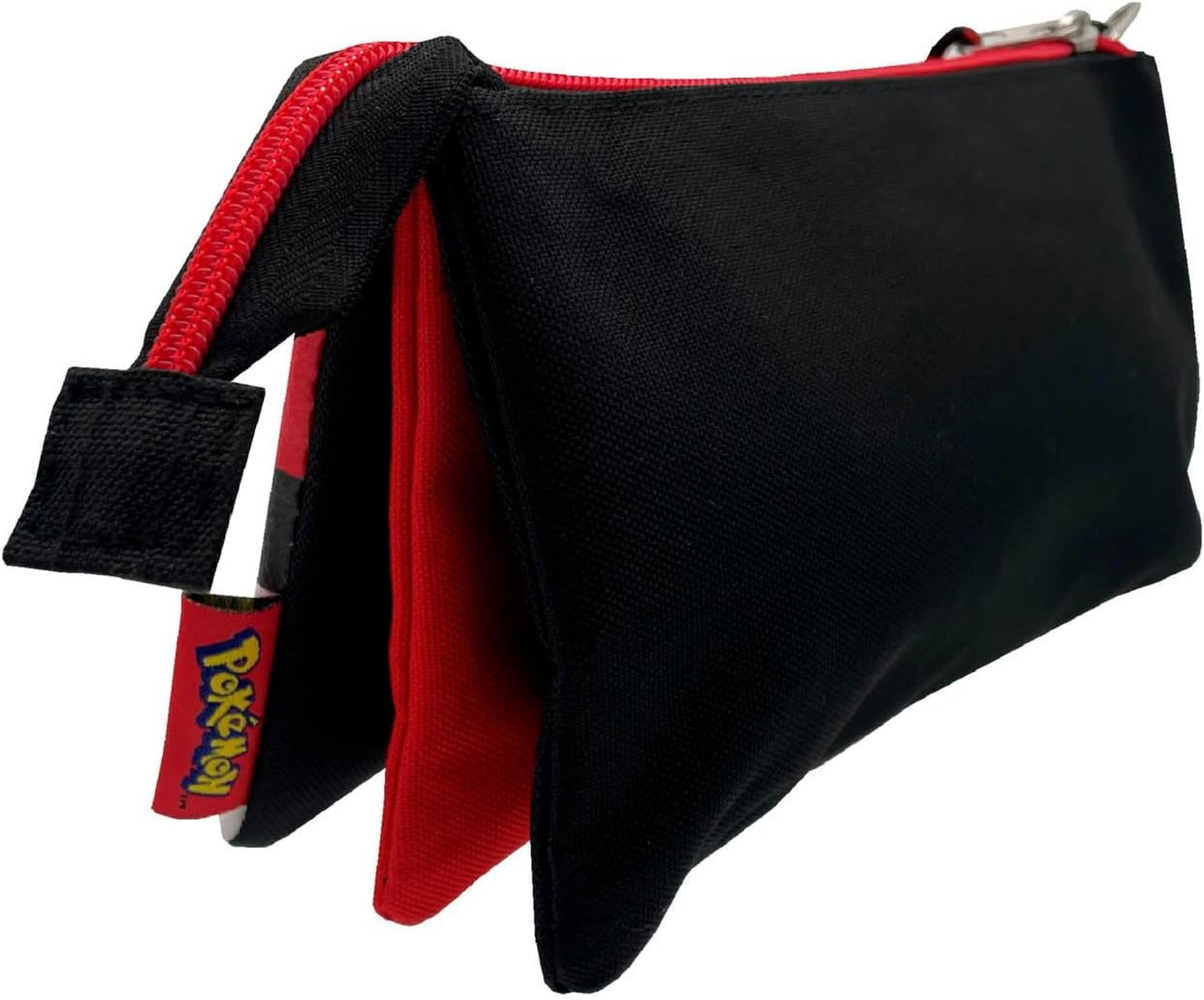 Estuche negro con cremallera roja y logo de Pokémon.