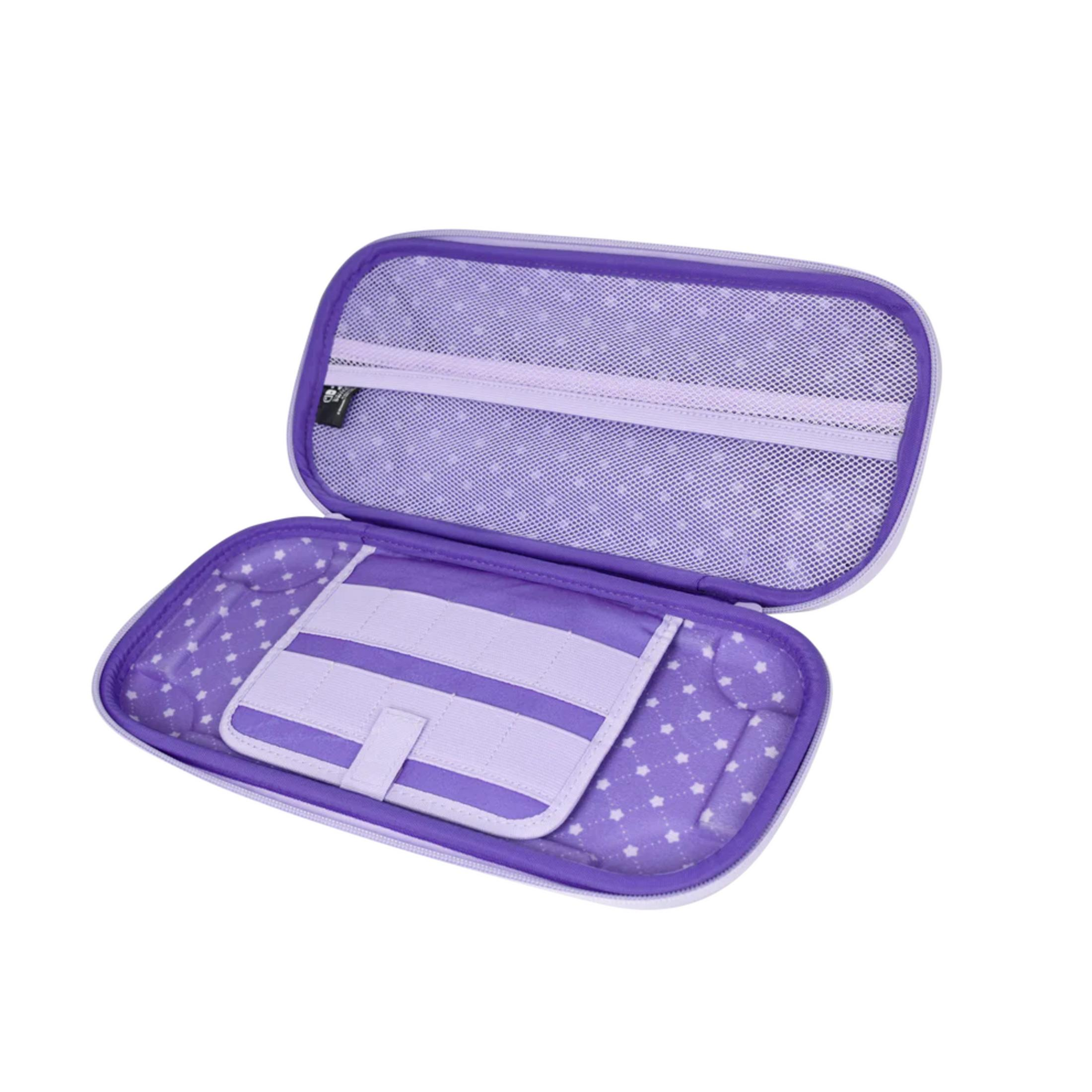 Un estuche abierto, morado con estampado de estrellas y compartimento de malla.