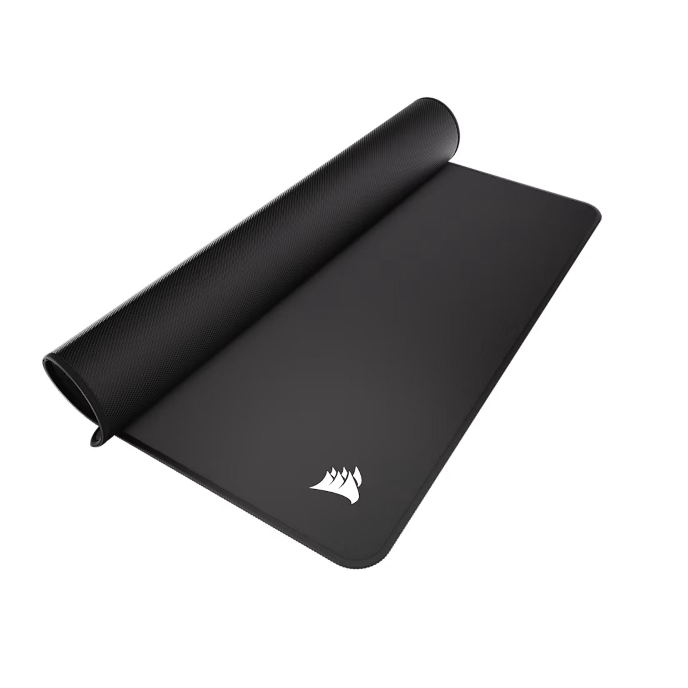 Schwarzes Mauspad mit aufgerolltem Rand und weißem Logo.