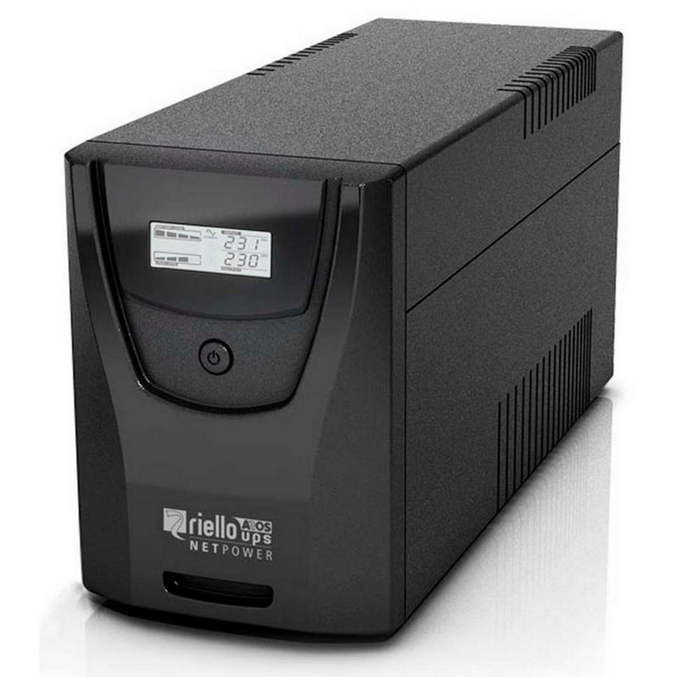 SAI negro con pantalla LCD, botón de encendido y rejillas de ventilación.