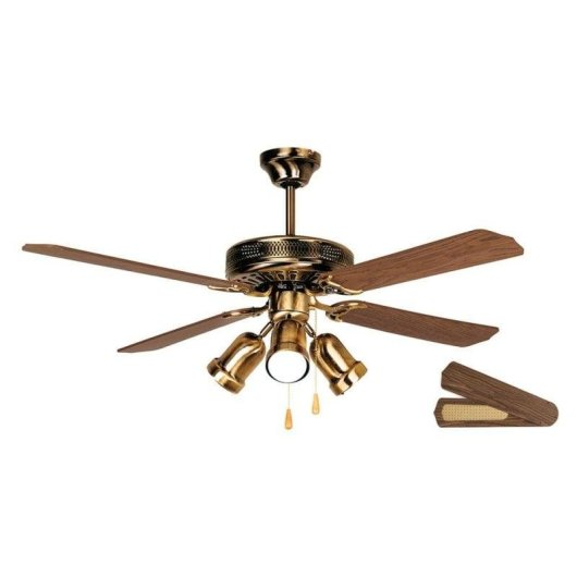Lampada ventilatore da soffitto in ottone con pale in legno e tre lampade.