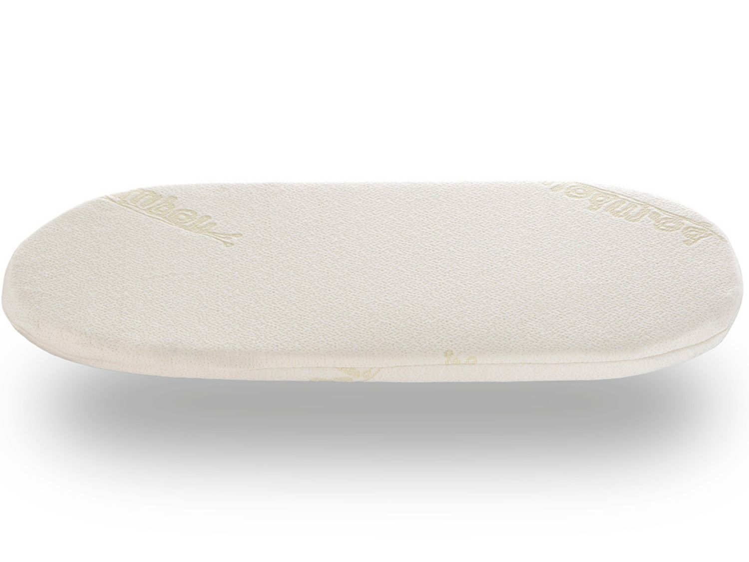 Un inserto ovalado color crema para cuna con textura y texto en relieve.