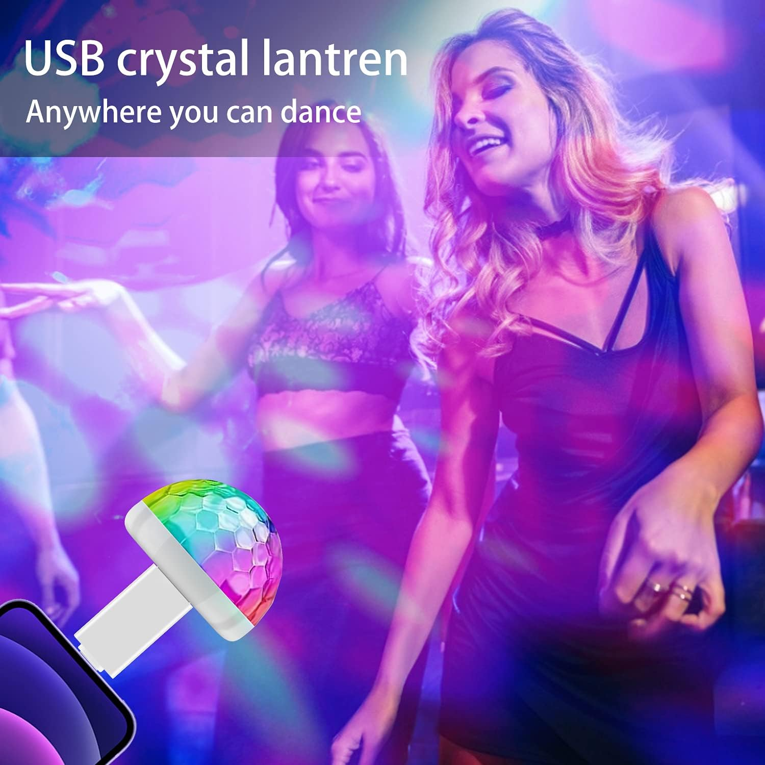 Bunt beleuchteter USB-Lichteffekt, angeschlossen an ein Smartphone, im Hintergrund tanzende Menschen.
