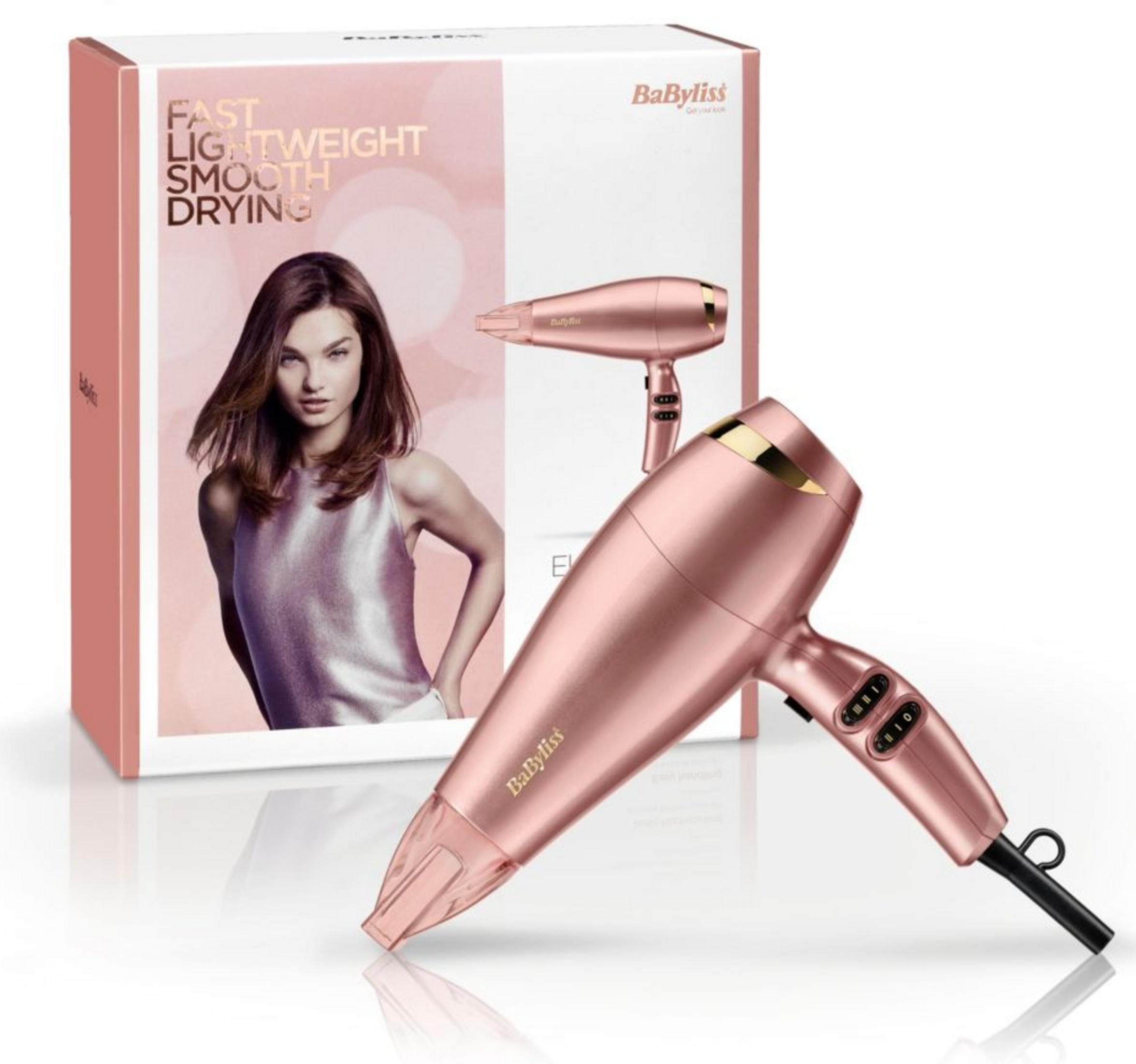 Un asciugacapelli oro rosa e la sua scatola con una modella.