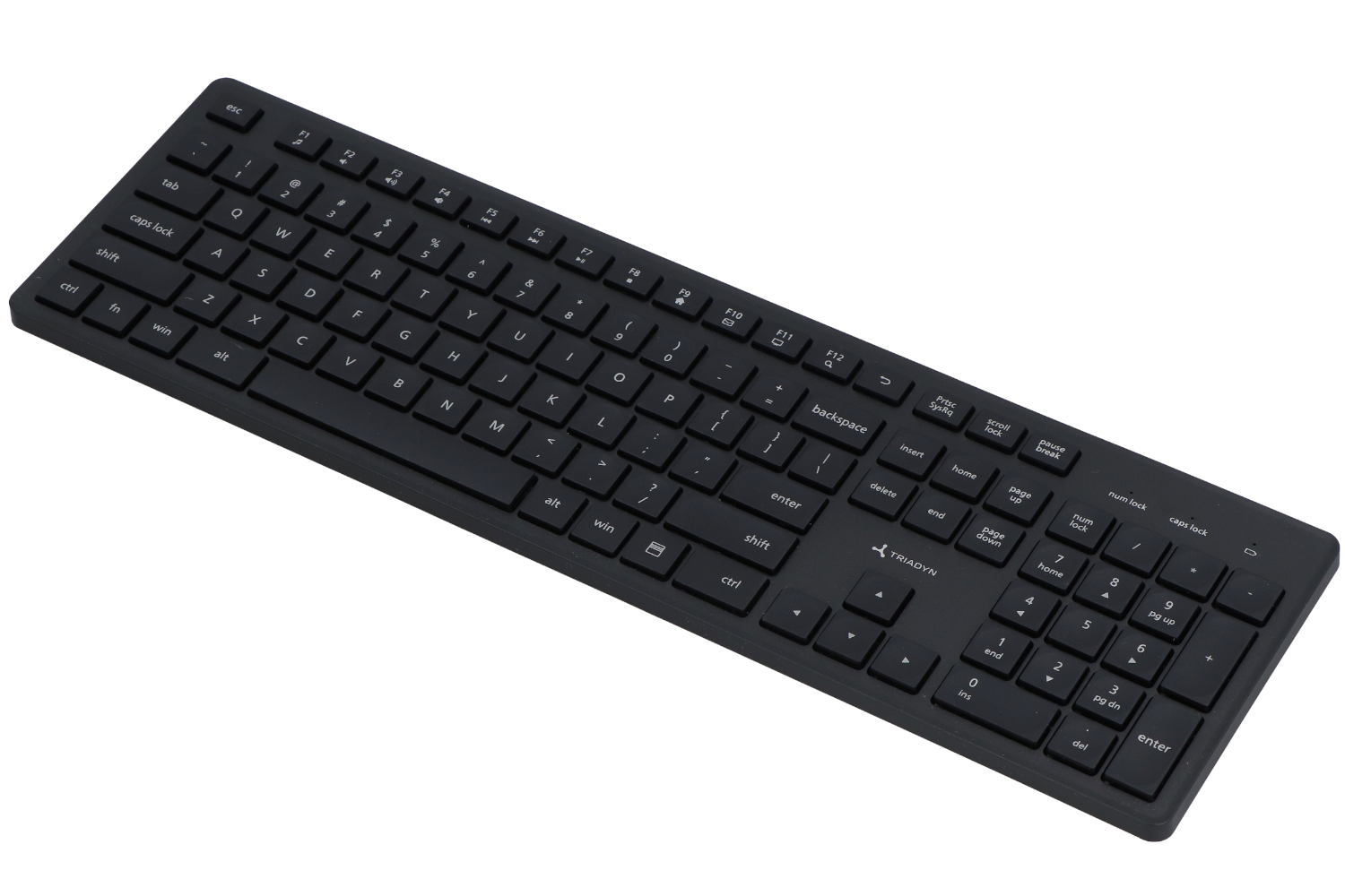 Czarna klawiatura bezprzewodowa z układem QWERTY i klawiaturą numeryczną jest pokazana pod kątem.