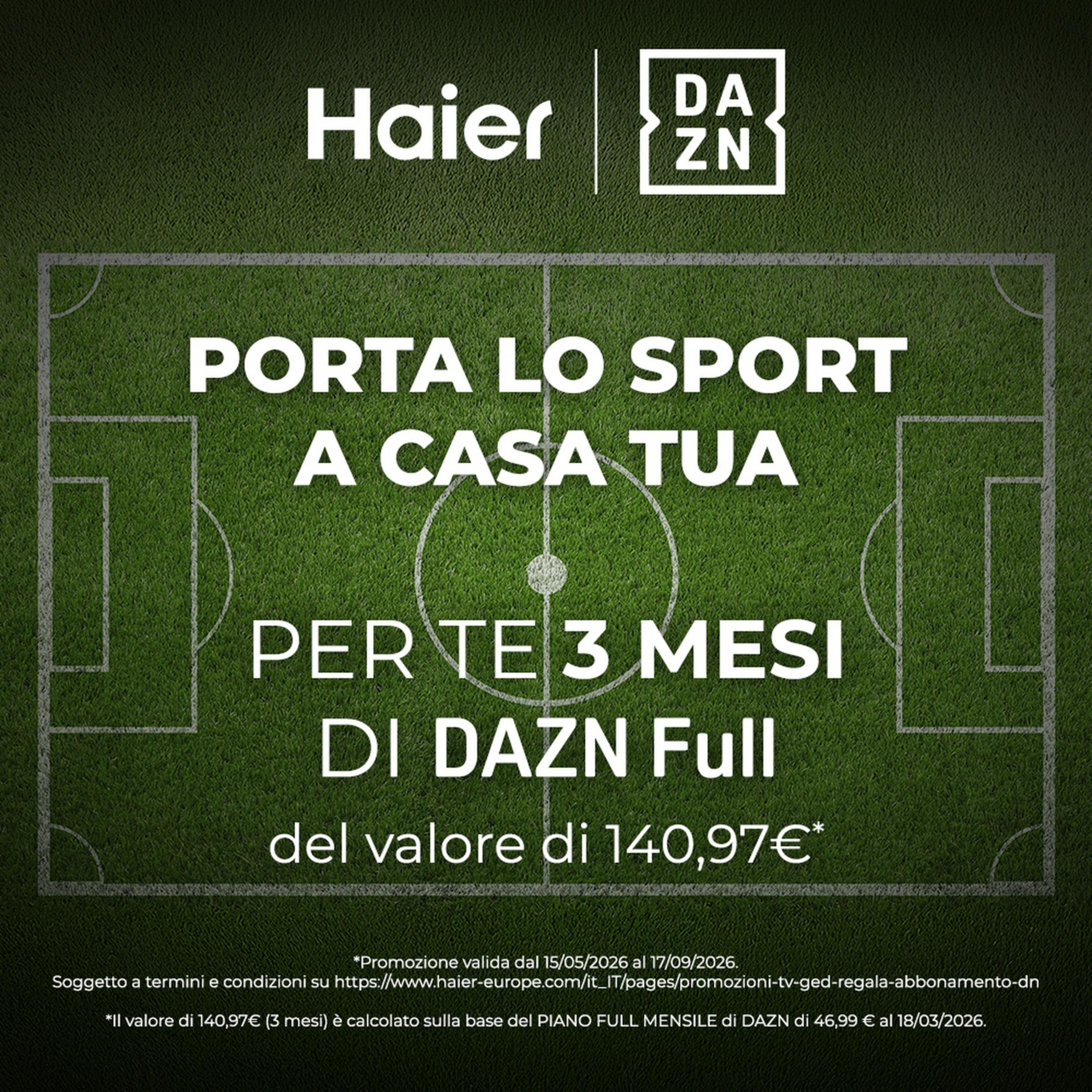 Haier und DAZN Logo über einem Fußballfeld. Text: Bringen Sie Sport nach Hause.
