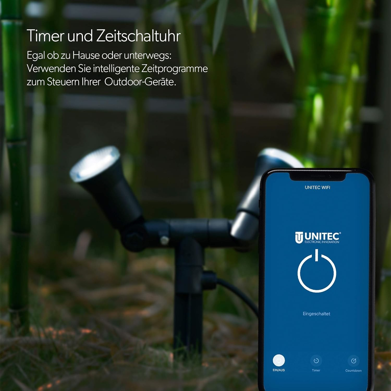 Gartenleuchte mit Smartphone-App zur Steuerung. Grün im Hintergrund.