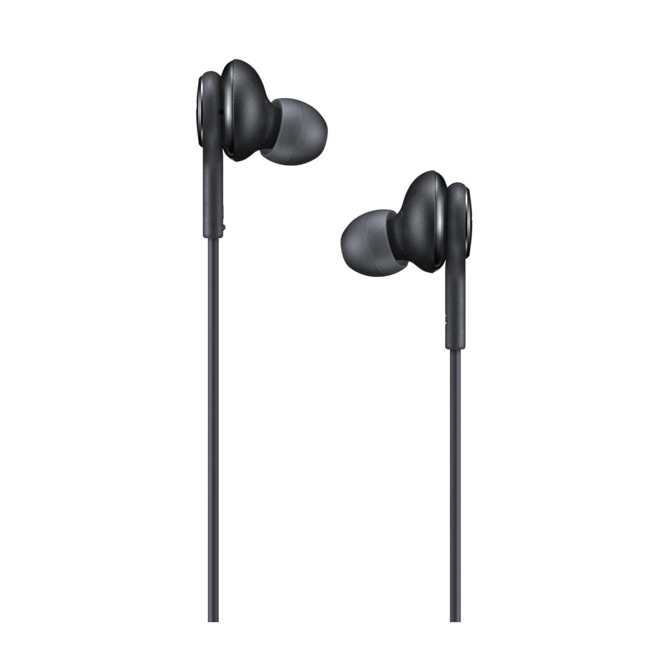 Auricolari neri in-ear con cavo, su sfondo bianco.