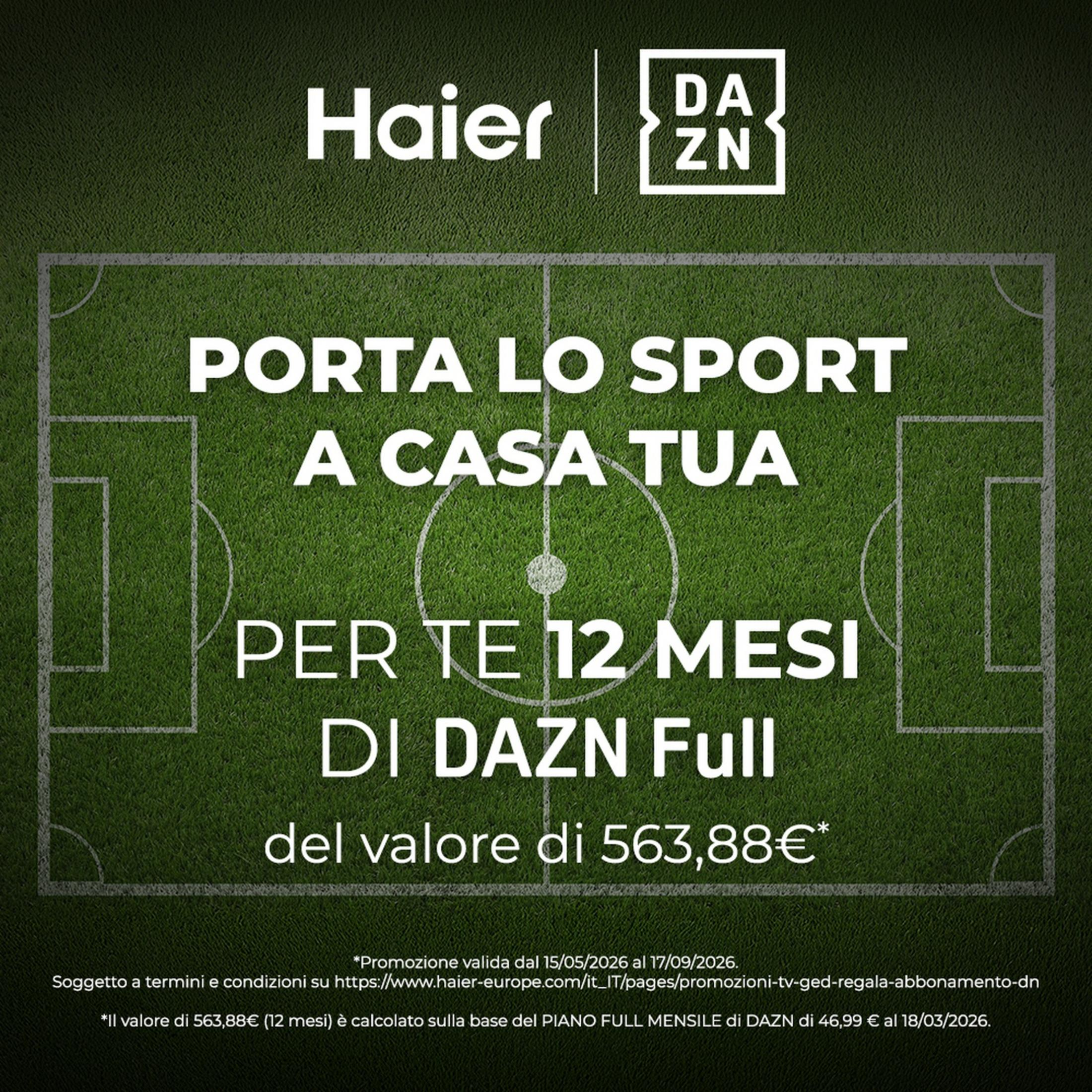 Logos de Haier y DAZN en campo de fútbol. Texto: Lleva el deporte a casa.