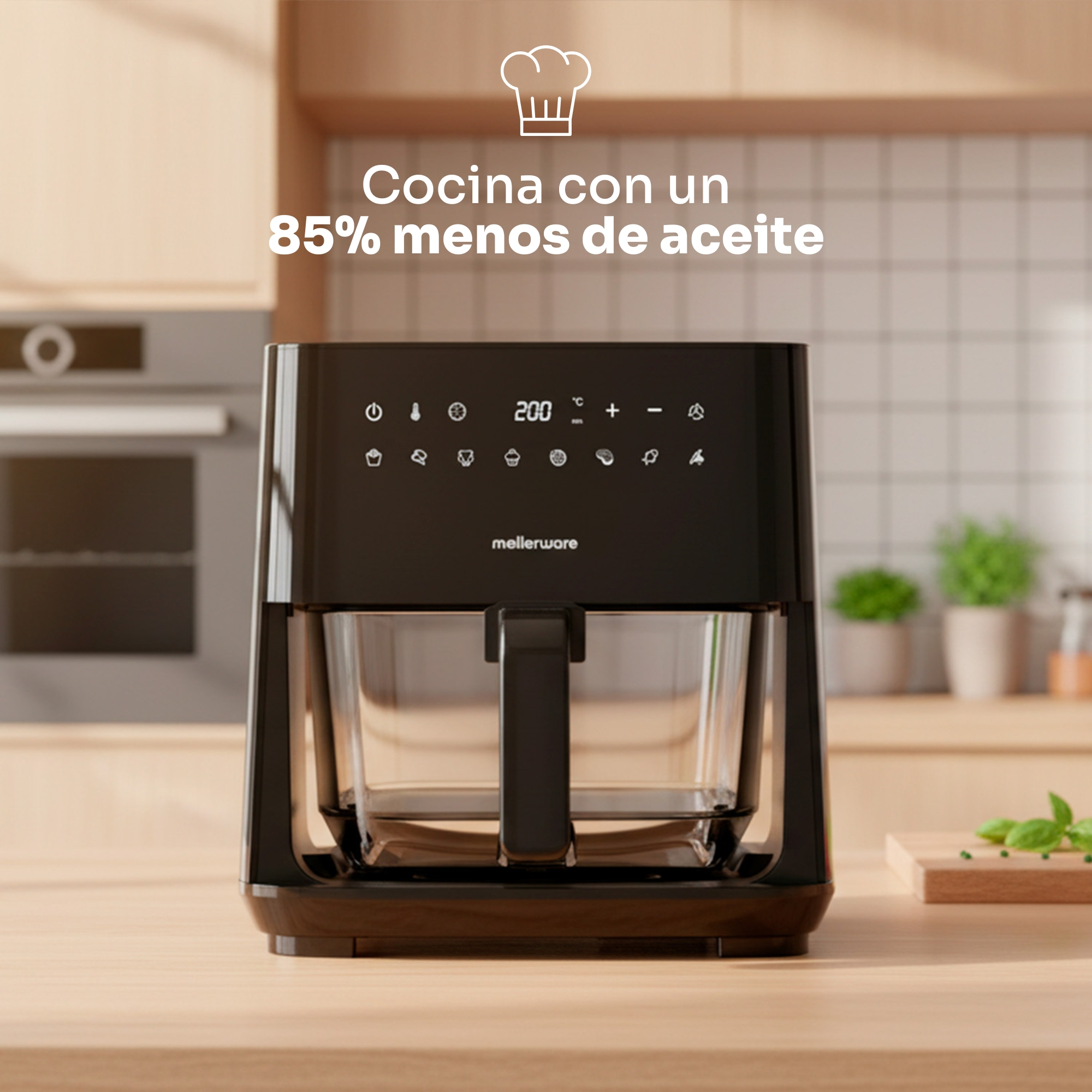 Freidora de aire negra con recipiente de vidrio sobre mesa de madera.