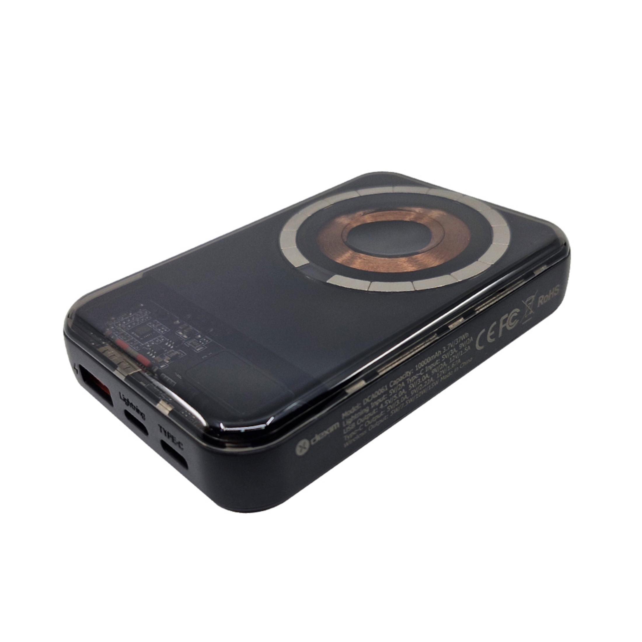 Şarj portları ve şarj bobini olan siyah, şeffaf bir powerbank.