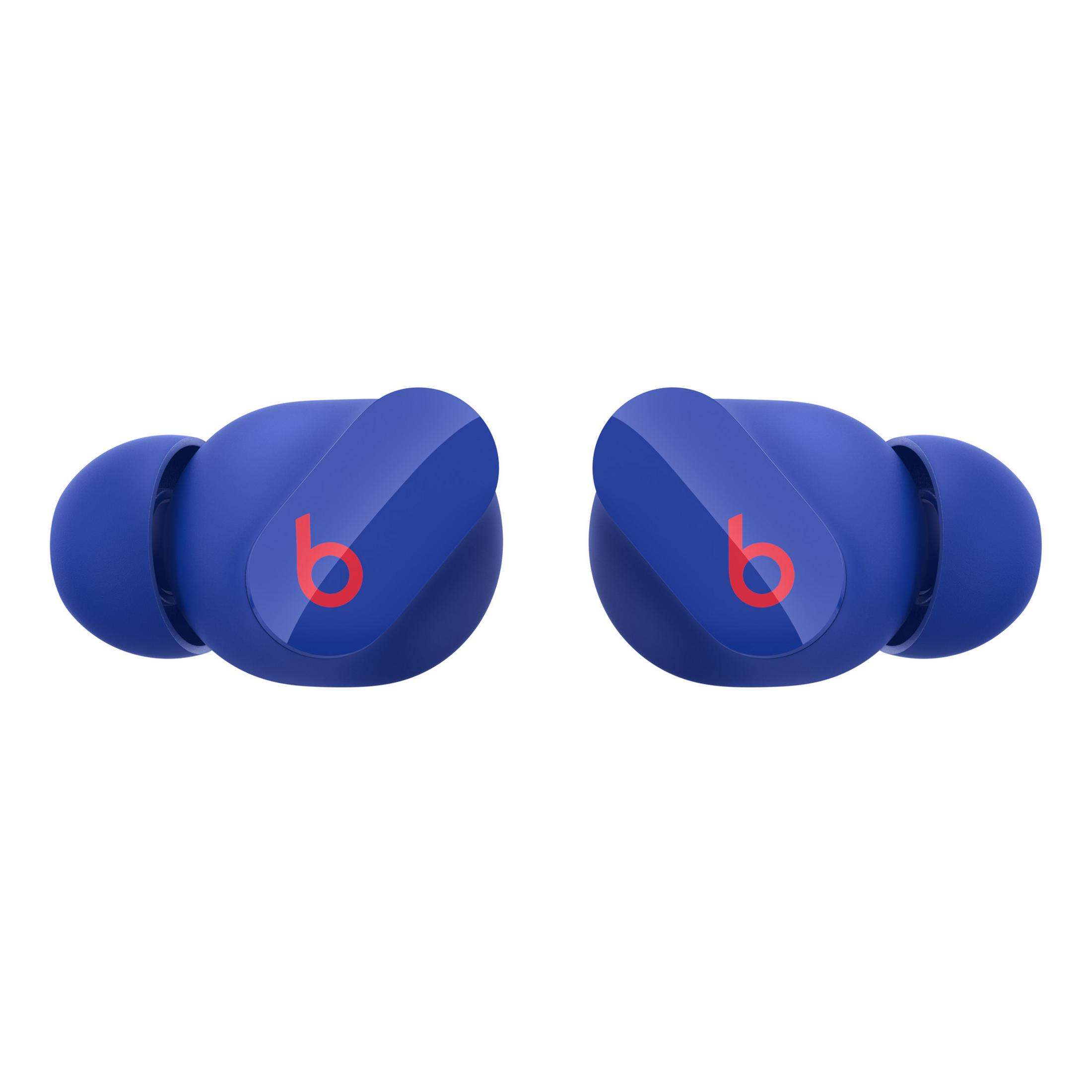 Due auricolari Beats blu con logo rosso su sfondo bianco.
