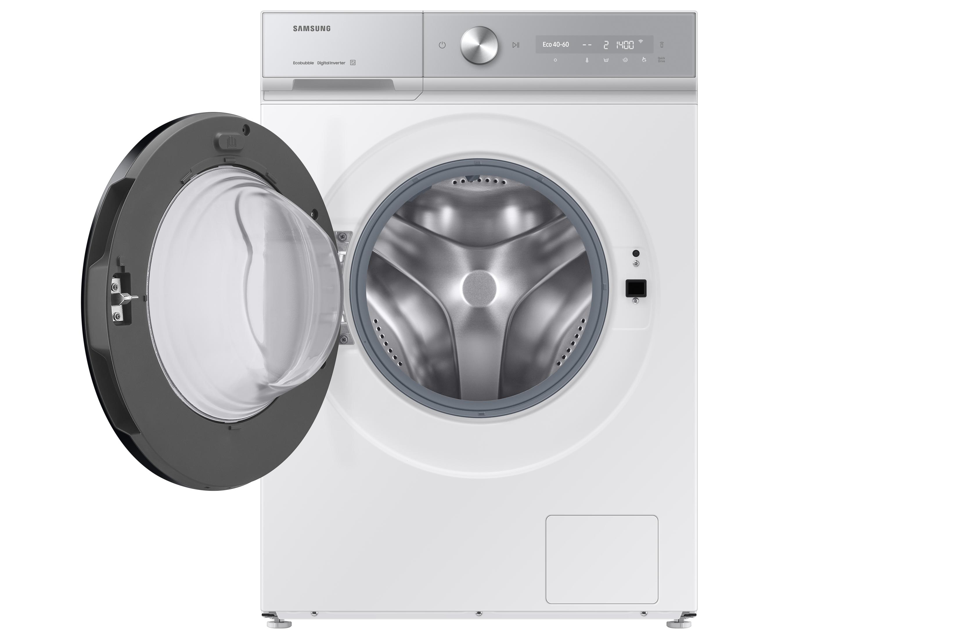 Kapısı açık beyaz bir Samsung çamaşır makinesi. Gümüş kontrol panelinde ekran bulunur.