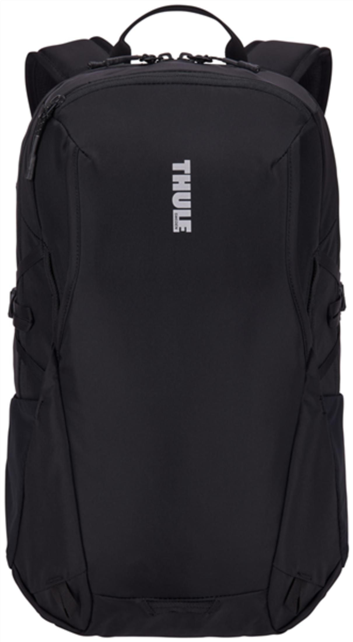 Ein schwarzer Thule-Rucksack mit gepolsterten Trägern und mehreren Reißverschlusstaschen.