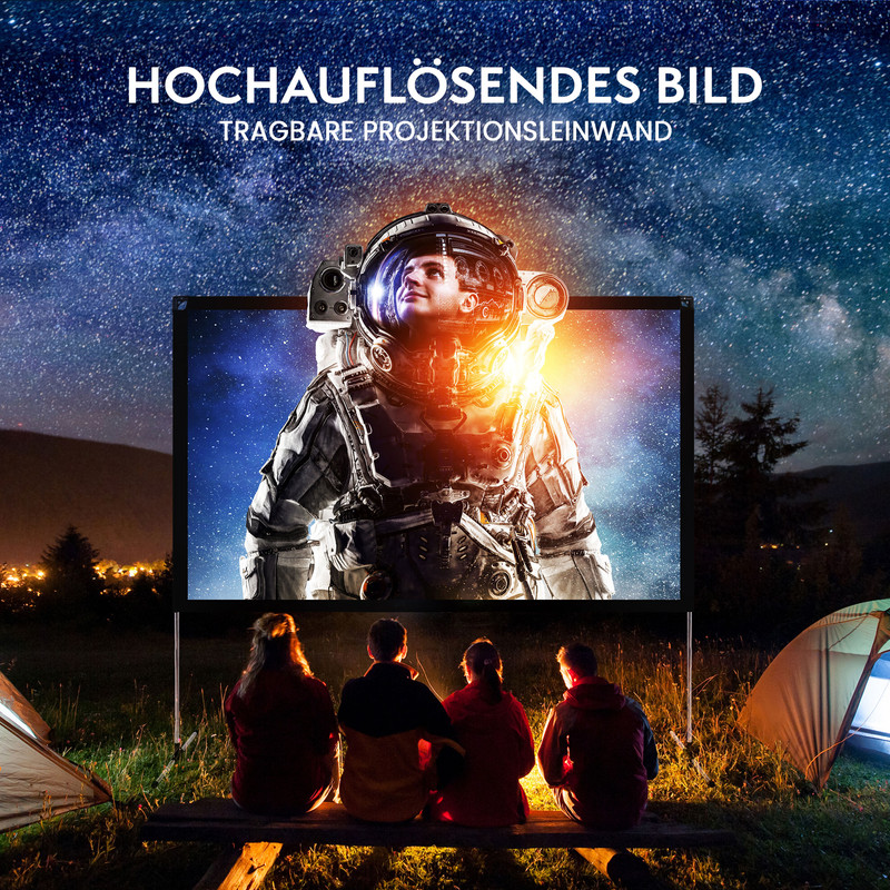Astronaut auf Leinwand über Menschen im Freien unter Sternenhimmel