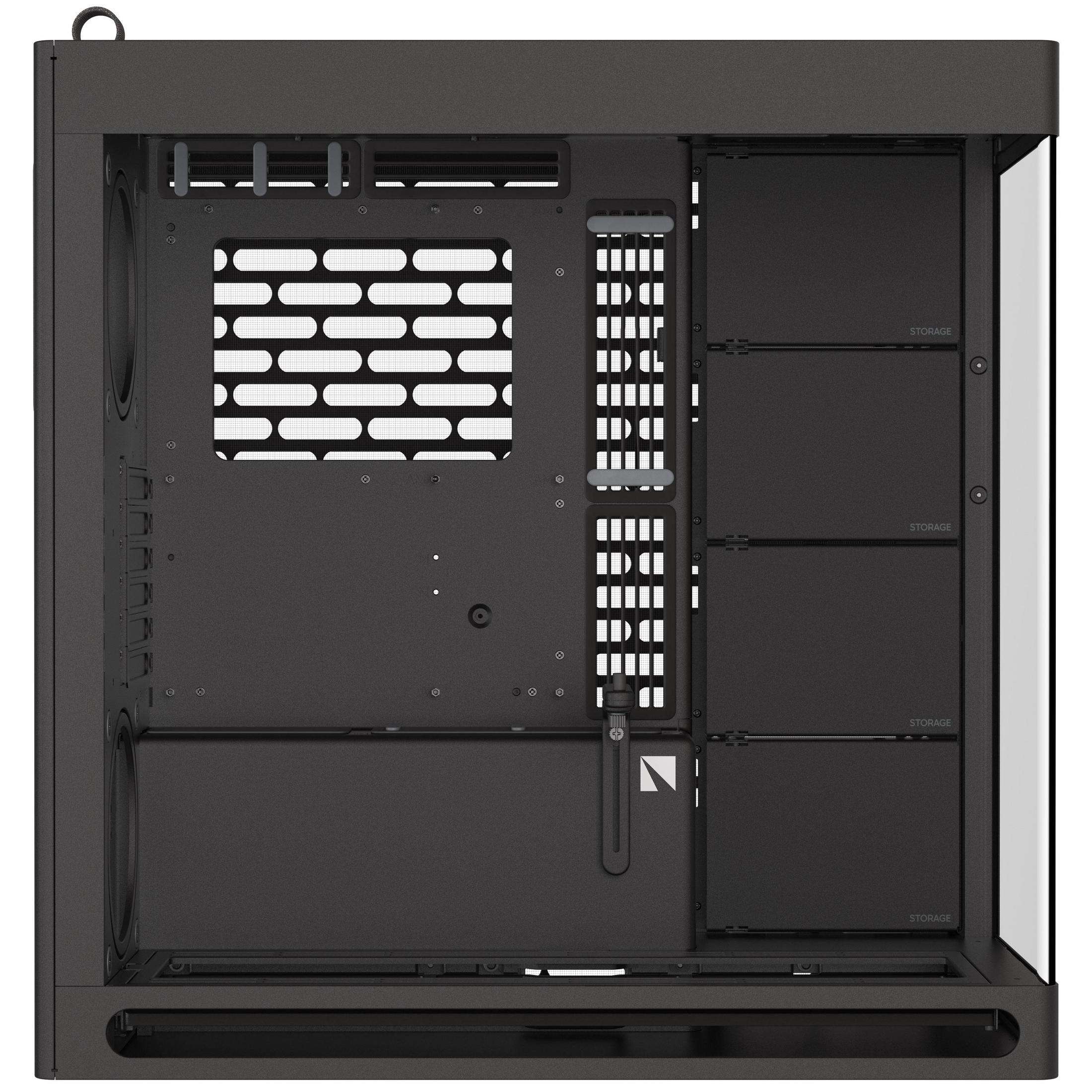 Ein schwarzes Computergehäuse mit Lüftungsschlitzen und Speicherplätzen.