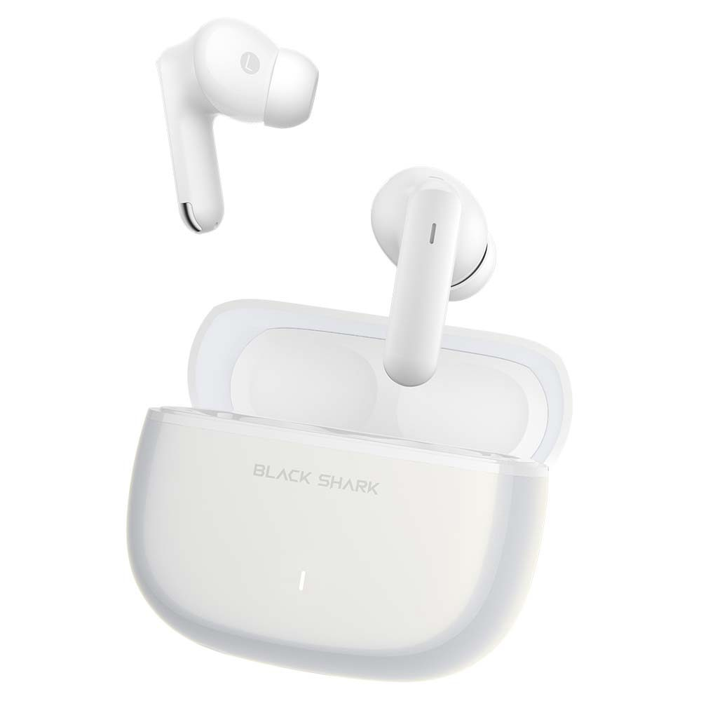 Auriculares inalámbricos blancos con estuche de carga, un auricular flota, el otro en el estuche.