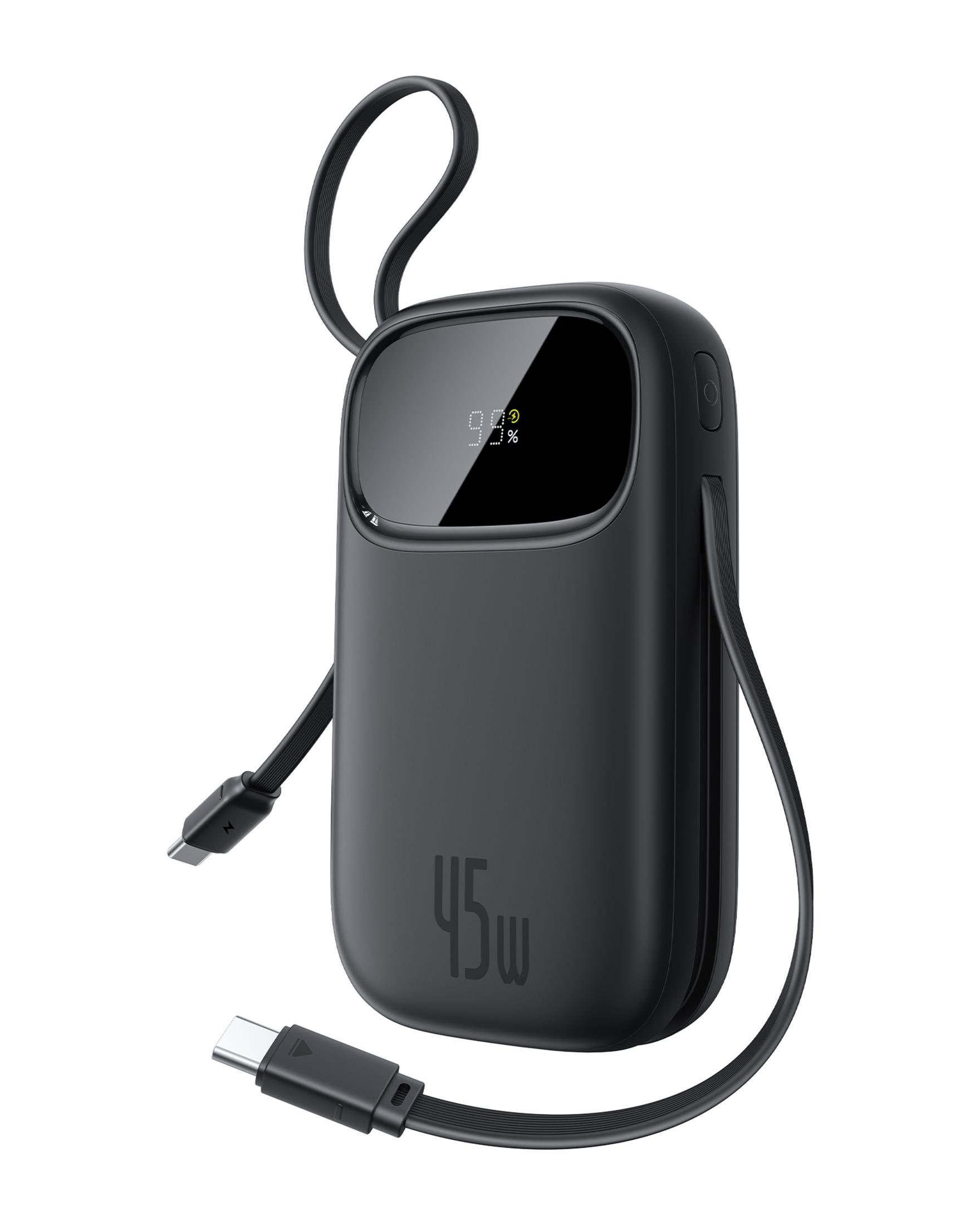 Power bank nero con display 45W e cavi USB-C integrati.