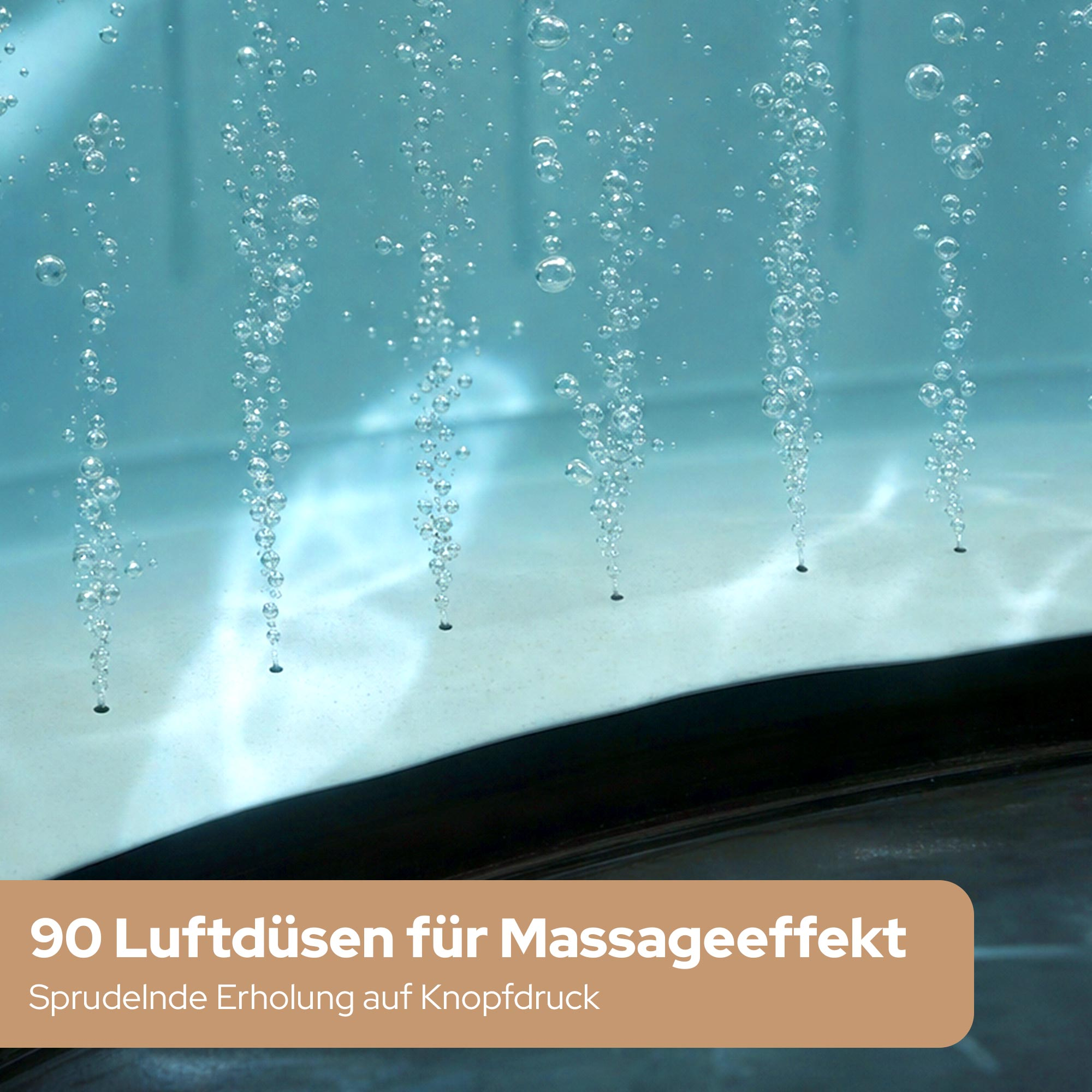 Luftblasen steigen aus Düsen in blauem Wasser auf.