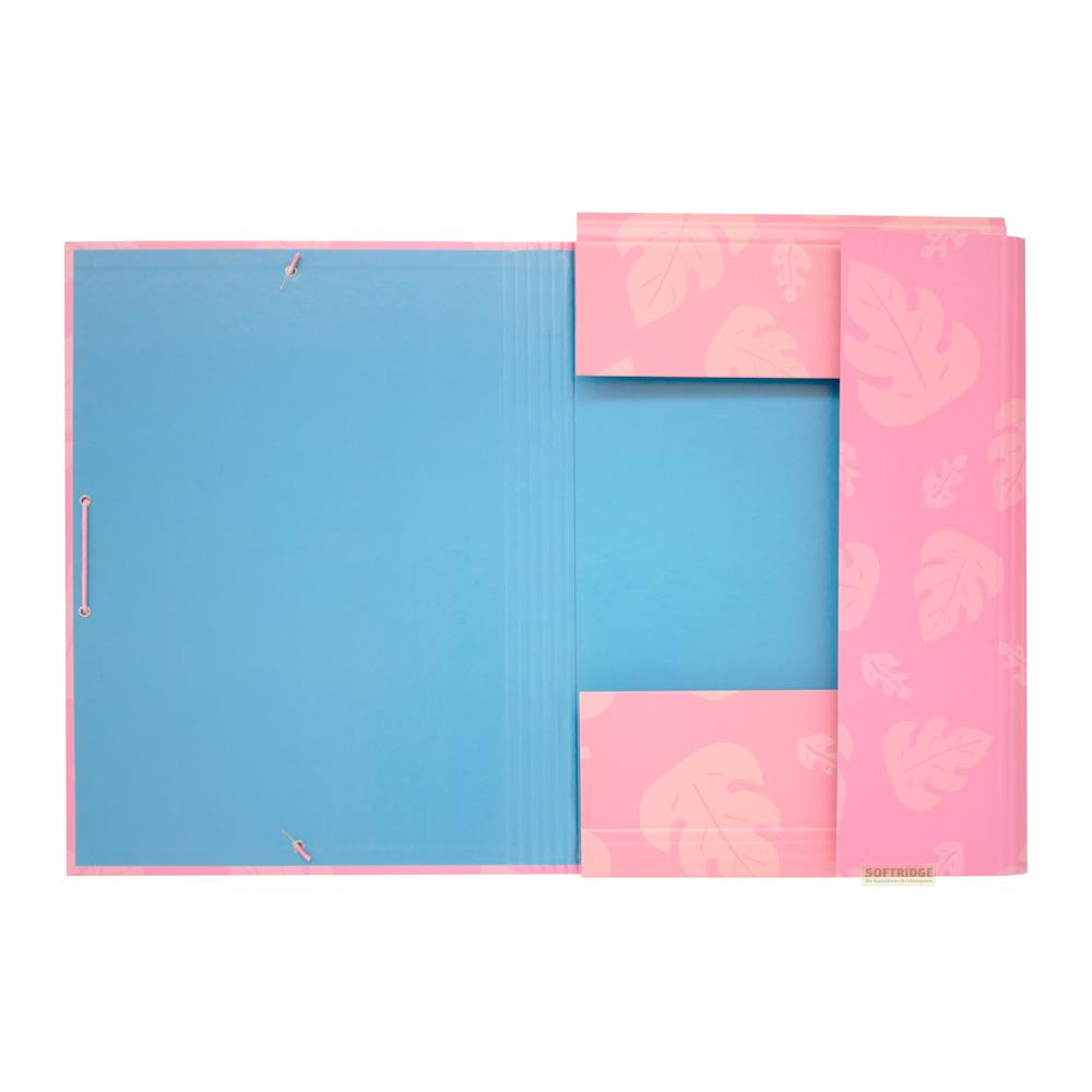Ein offener, blauer Ordner mit rosa Blätterdruck-Akzenten und einem Gummibandverschluss.
