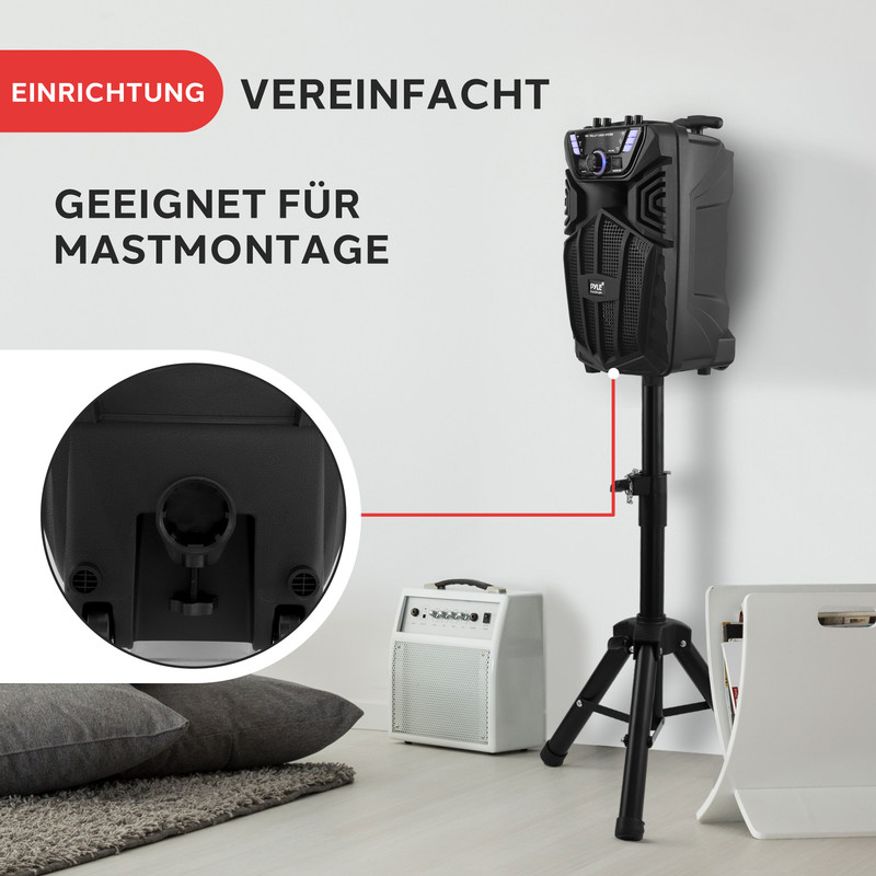 Schwarzer Lautsprecher auf Stativ, daneben ein weißer Verstärker.