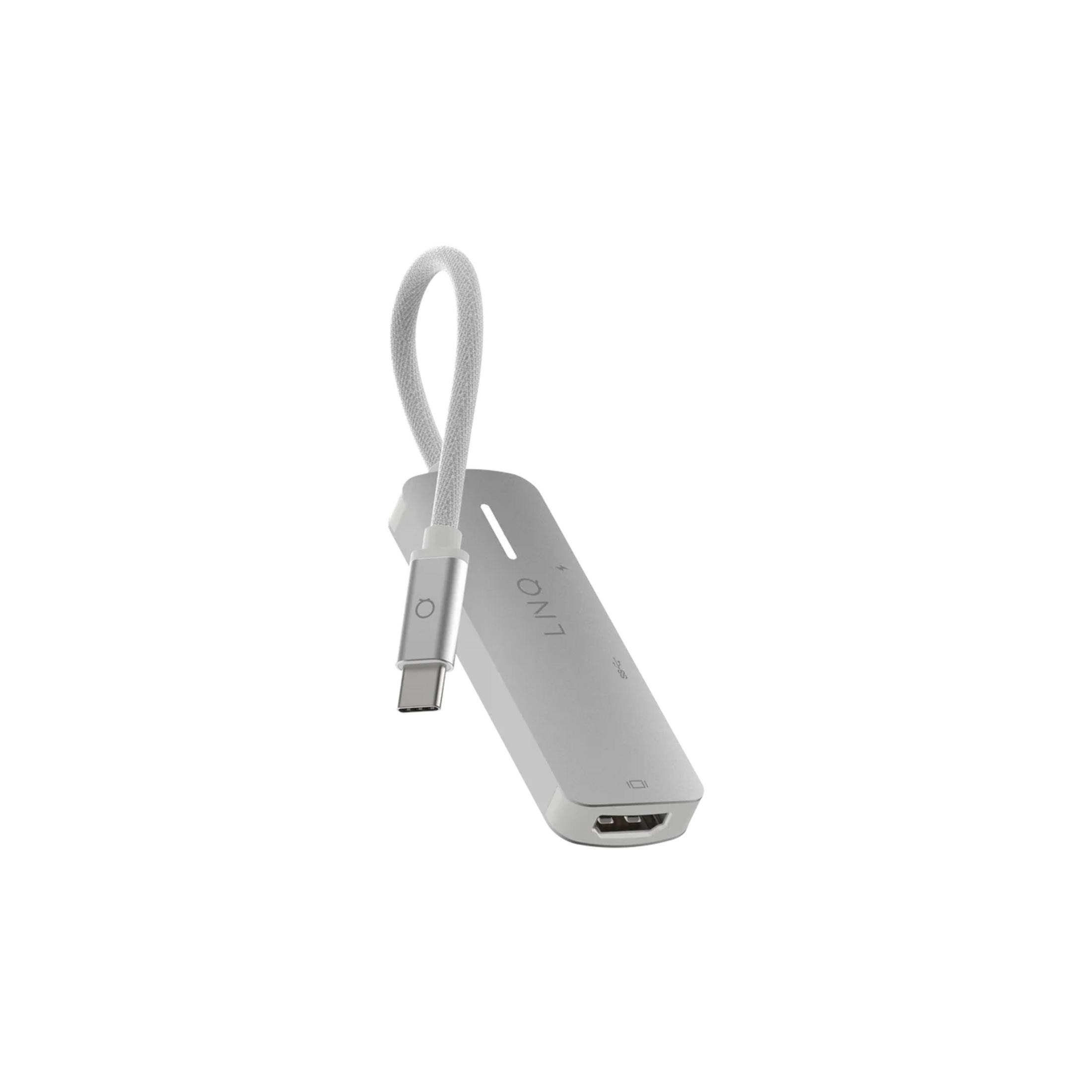 Silberner USB-C-Adapter mit HDMI-Anschluss und geflochtenem Kabel.