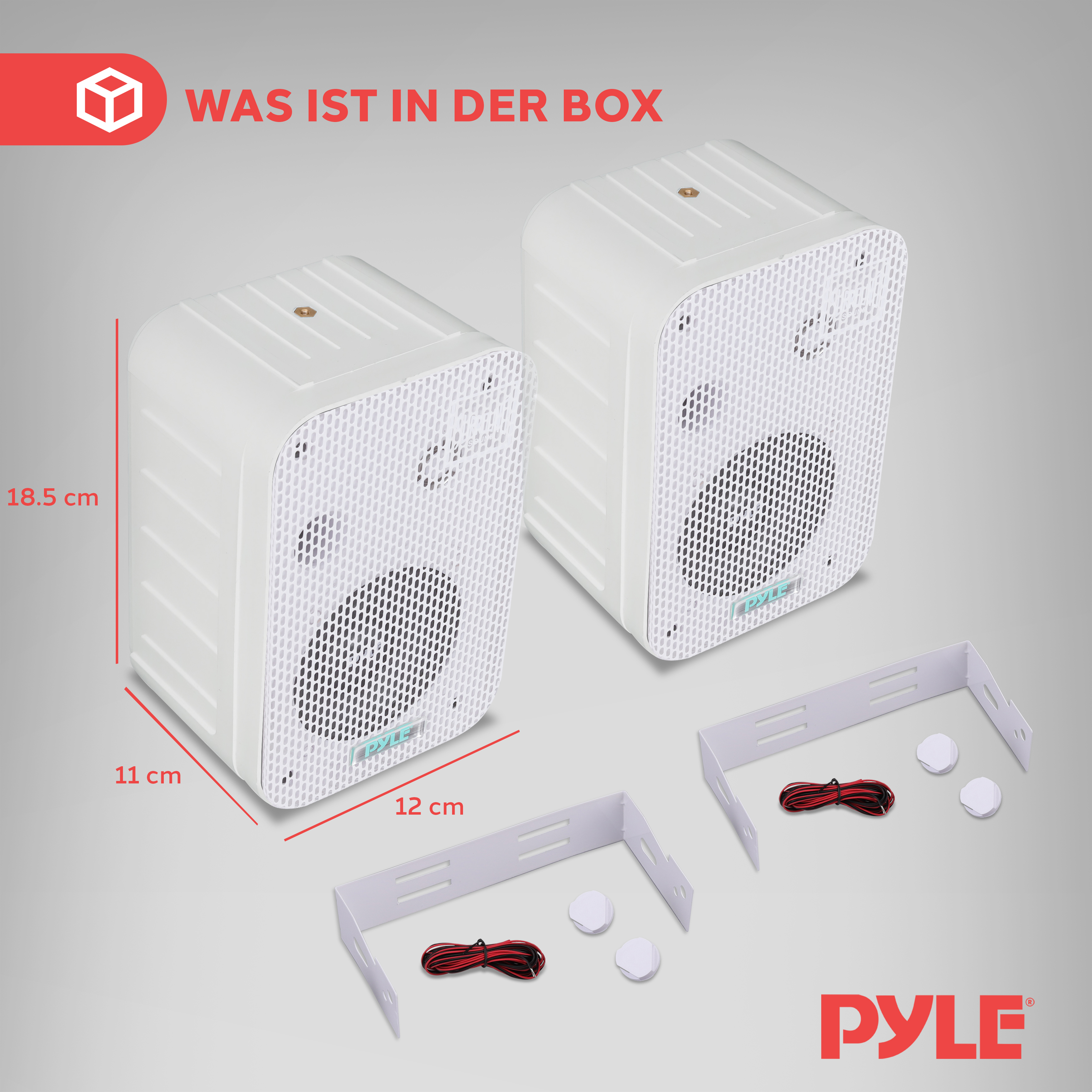 Zwei weiße Lautsprecher mit Halterungen, Kabeln und Abdeckungen.