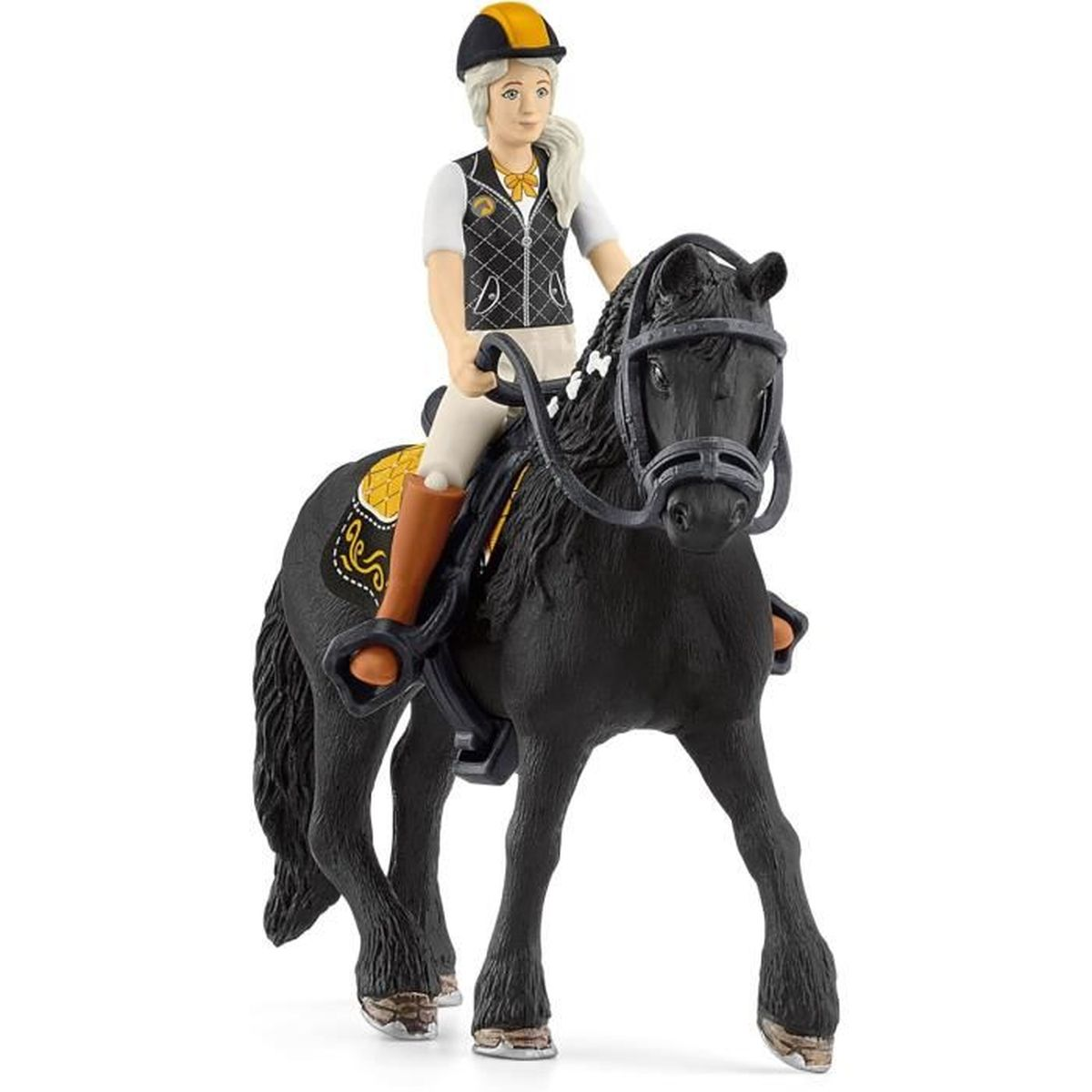 Una ragazza con trecce bionde cavalca un cavallo nero con sella.