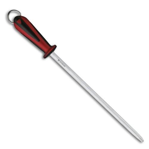 Halka ve uzun metal çubuklu kırmızı ve siyah sap. Beyazda izole edilmiş.